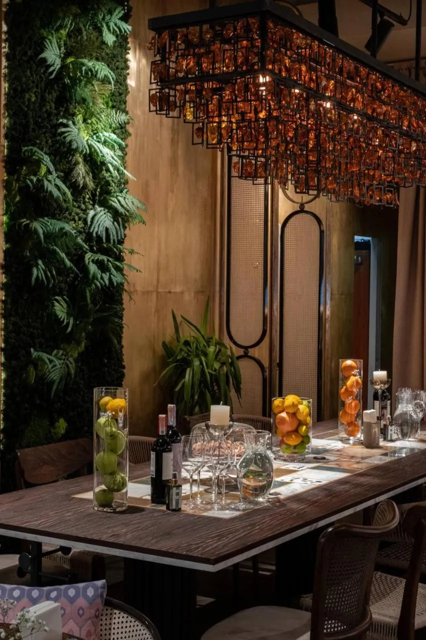 Food and drinks in Hotel Donald