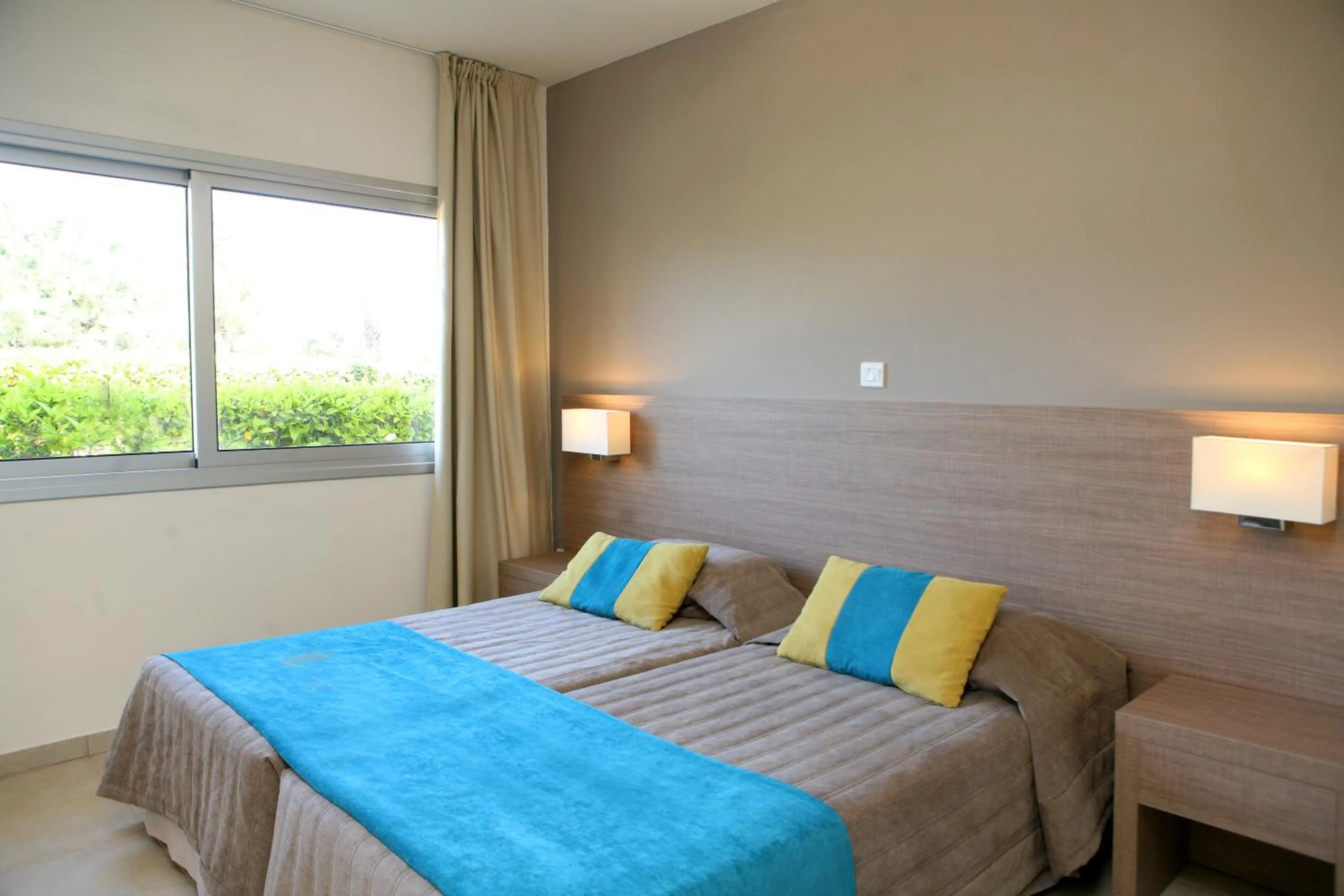 Bedroom, Bed in Makronisos Village