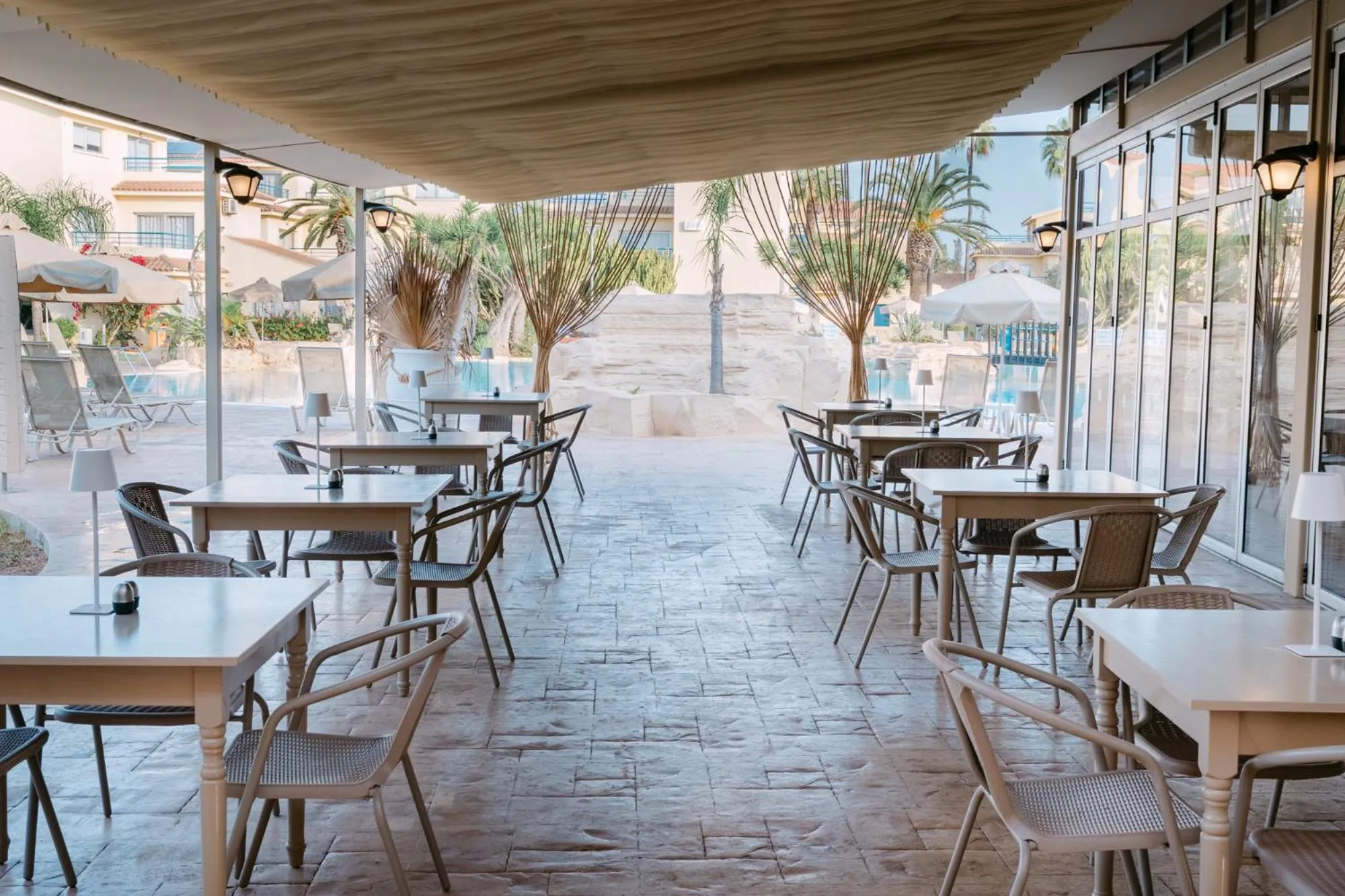 Restaurant/places to eat in Makronisos Village