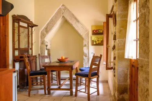 Troullos Traditional Homes