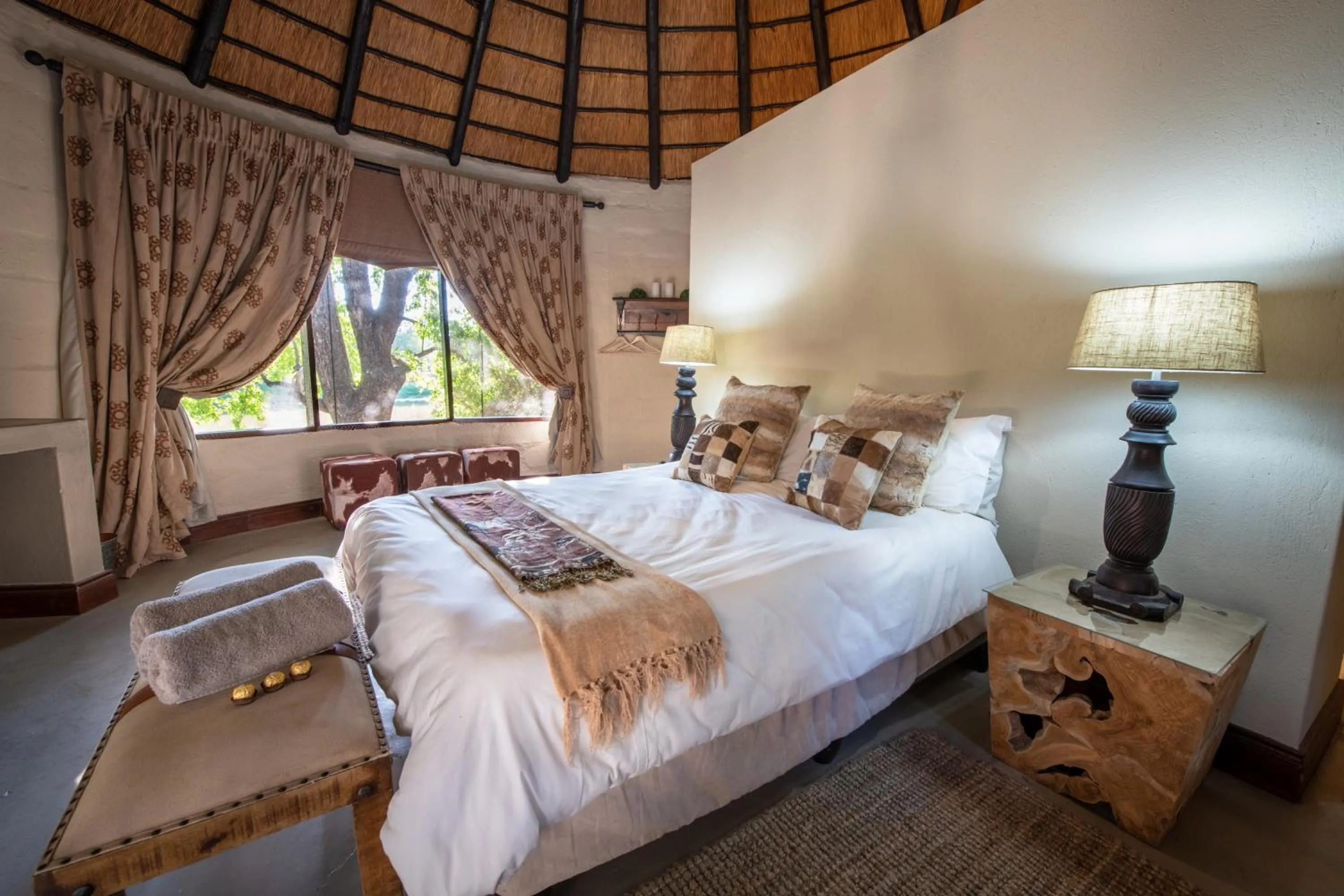 Deluxe Double Room in Malilule Safaris