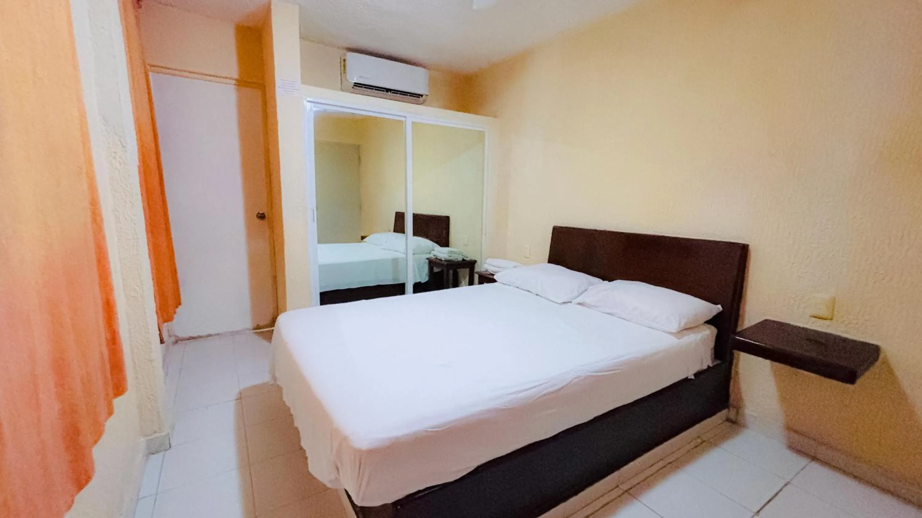 Bed in HOTEL PARAISO ACAPULCO