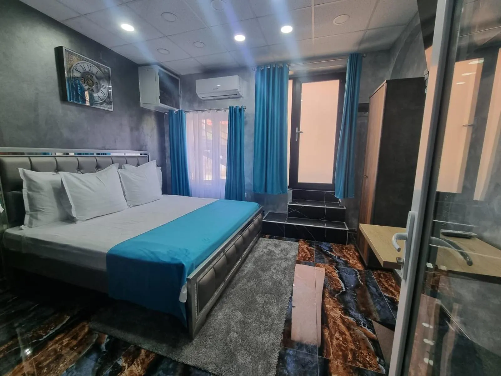 Bedroom, Bed in Poet Palace Bucharest