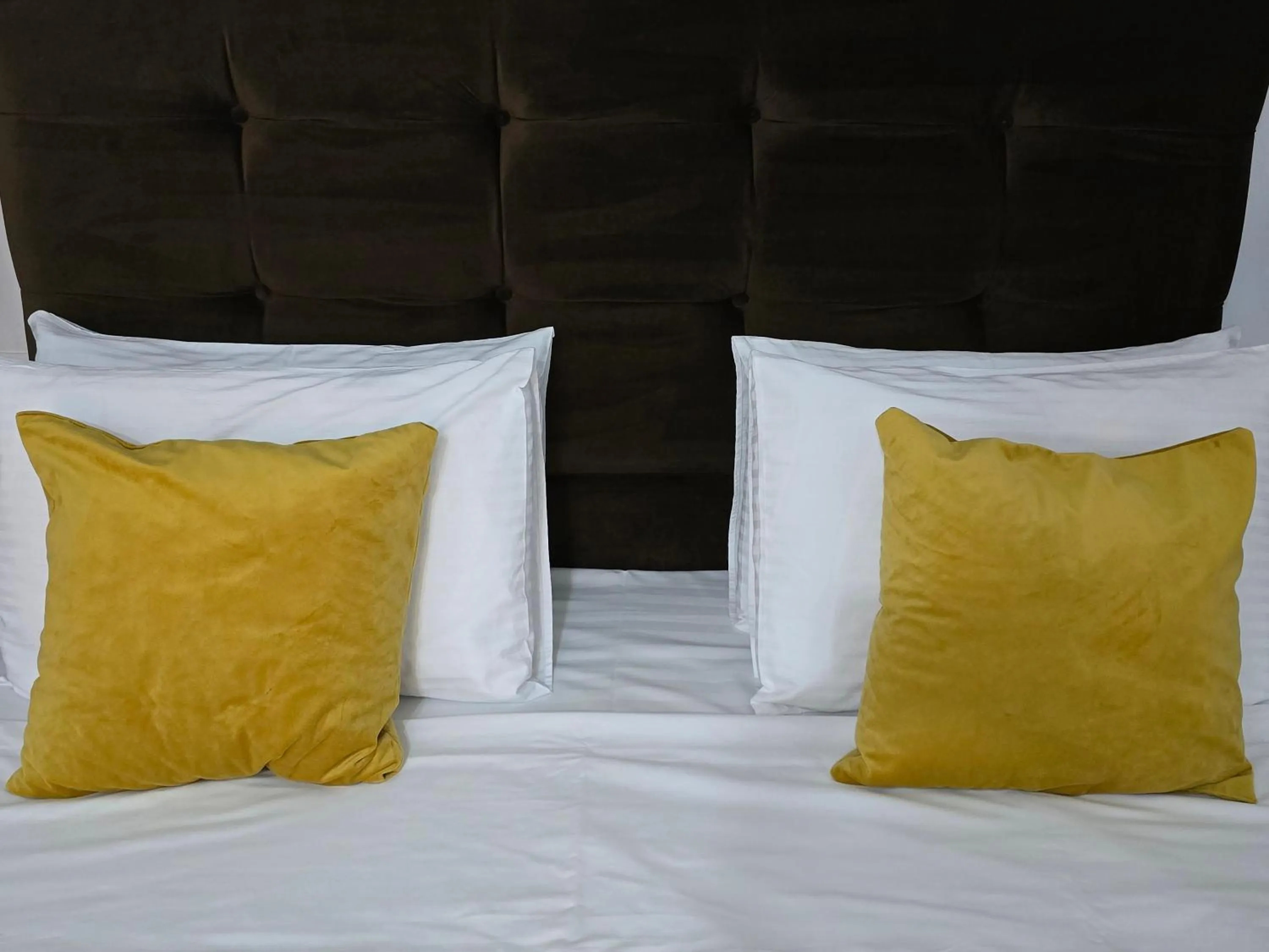 Bed in Poet Palace Bucharest