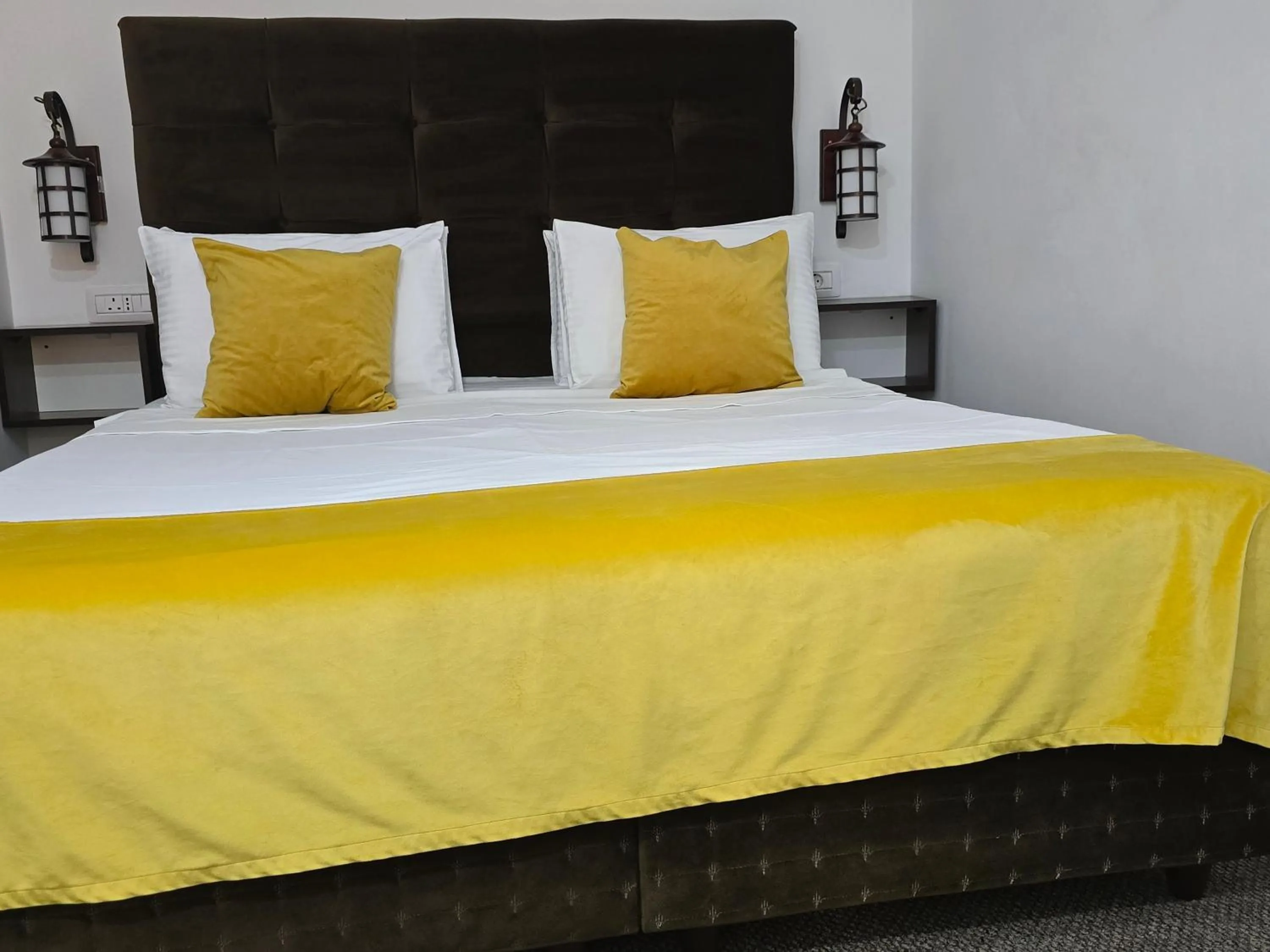 Bed in Poet Palace Bucharest