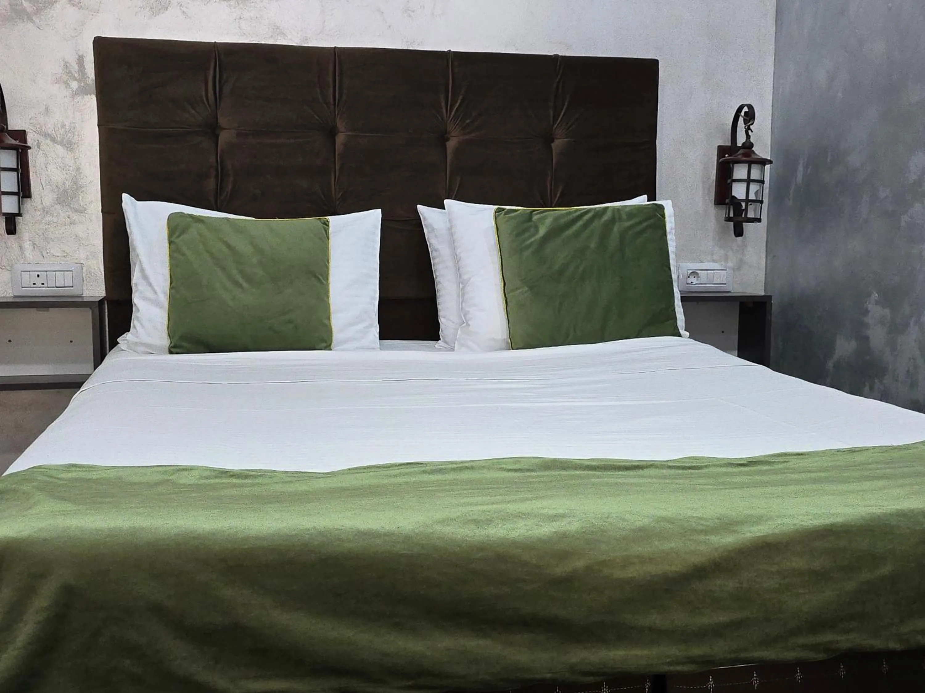 Bed in Poet Palace Bucharest