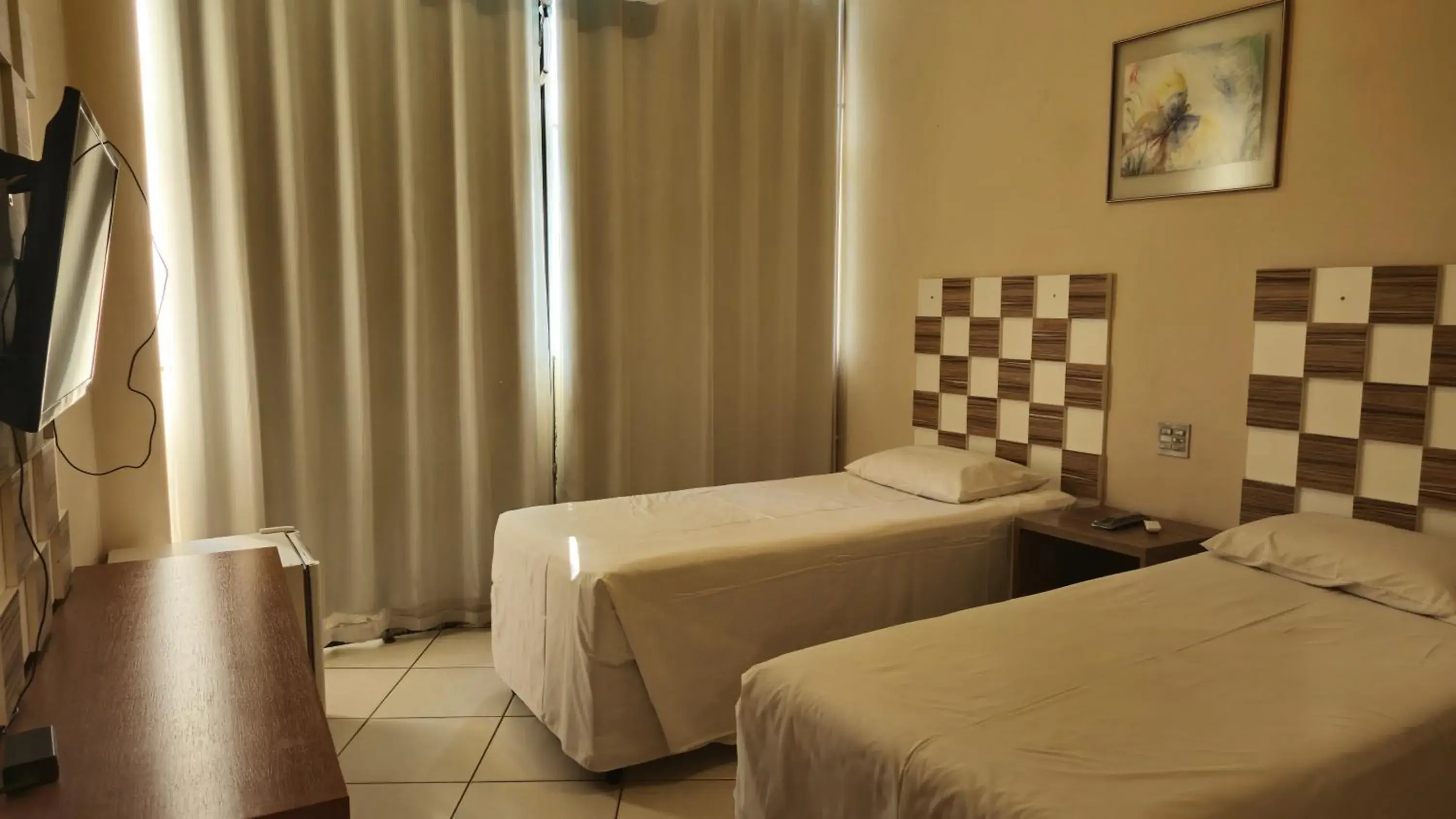 Economy Twin Room - single occupancy in Realminas Hotel e Restaurante Economy Twin Room - single occupancy in Realminas Hotel e Restaurante