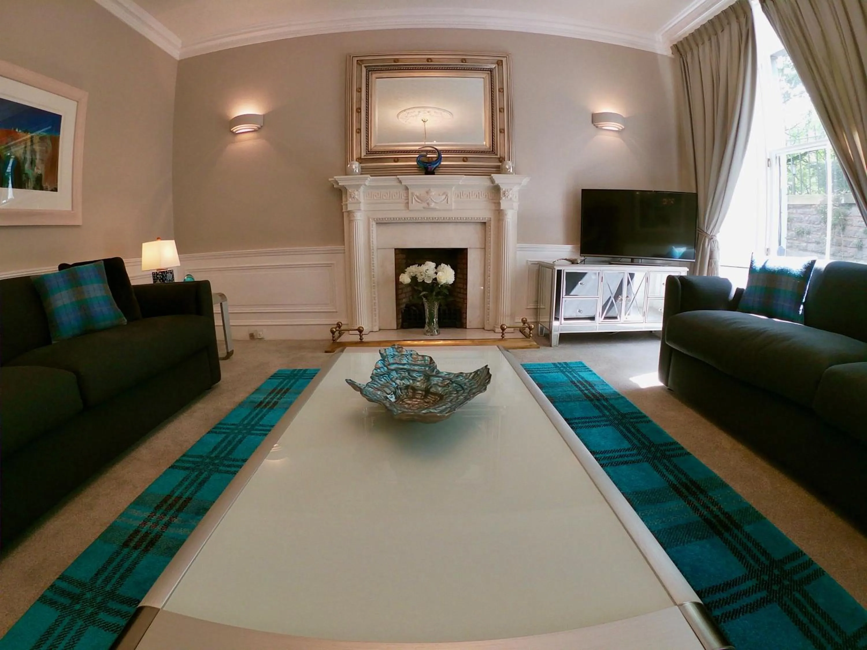 Living room in Escape to Edinburgh @ Abercromby Place