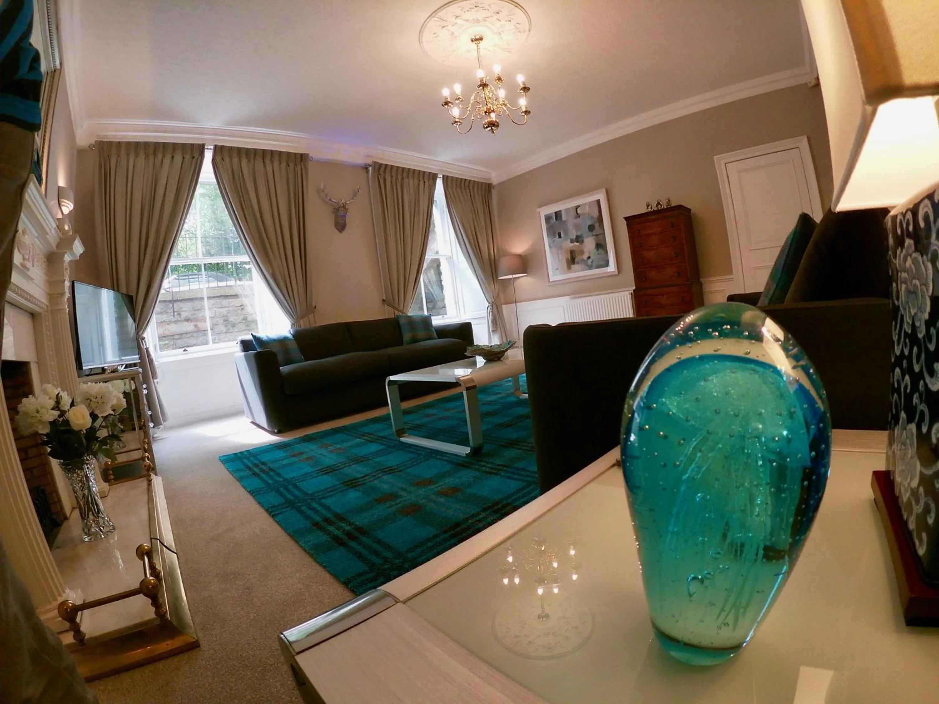 Living room in Escape to Edinburgh @ Abercromby Place