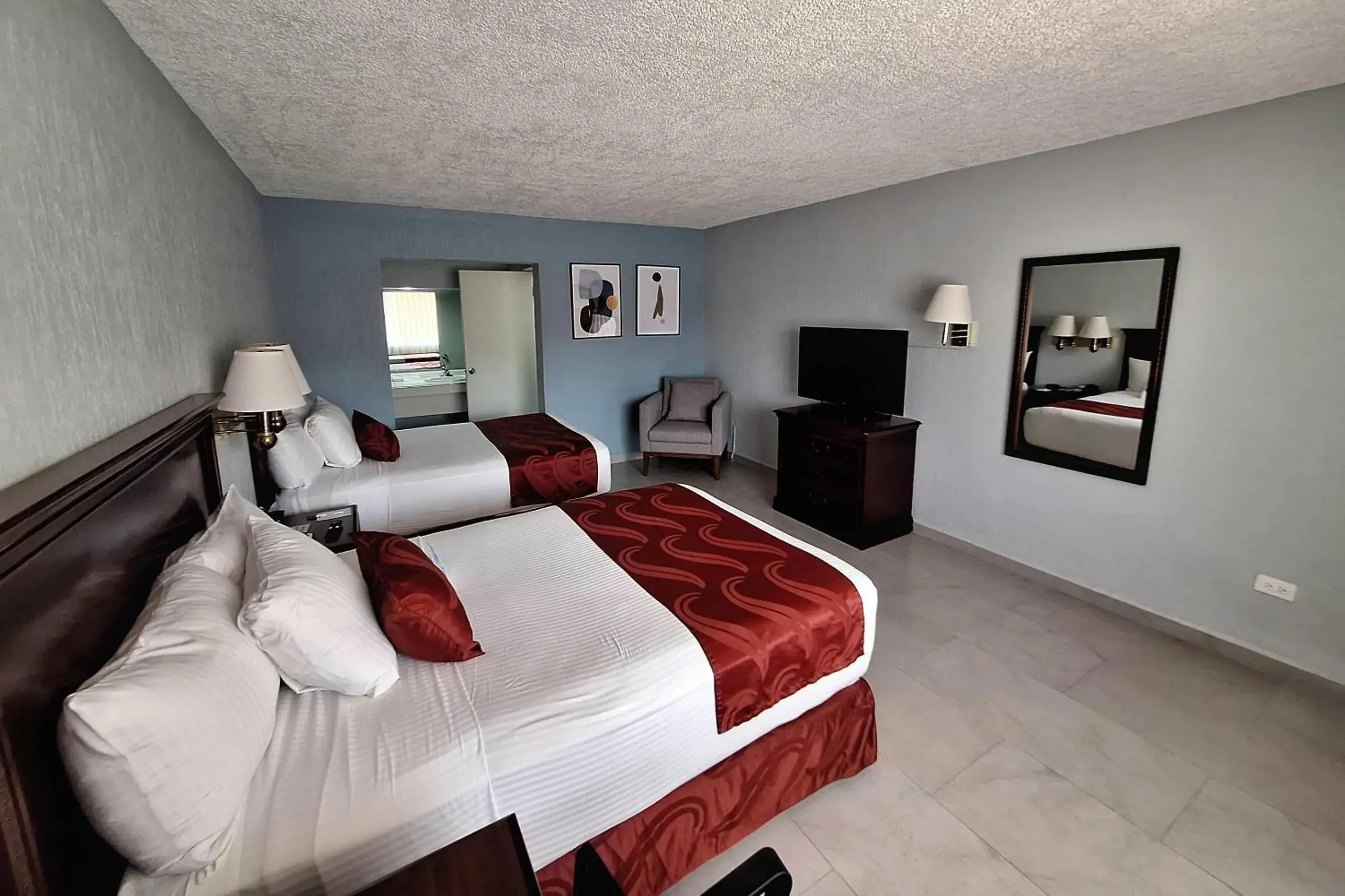 Bedroom, Bed in Quality Inn Piedras Negras Bedroom, Bed in Quality Inn Piedras Negras