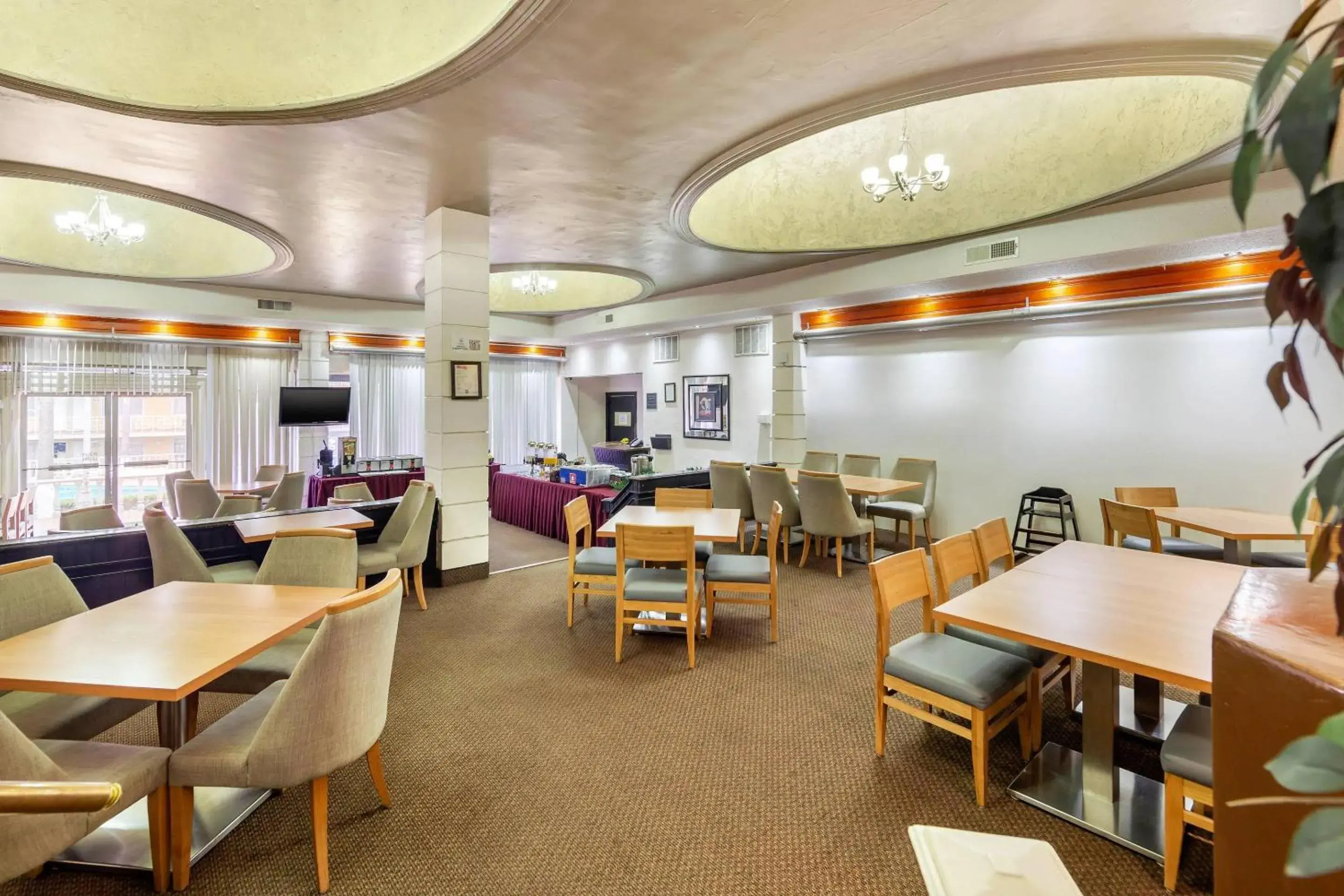 Breakfast in Quality Inn Piedras Negras Breakfast in Quality Inn Piedras Negras