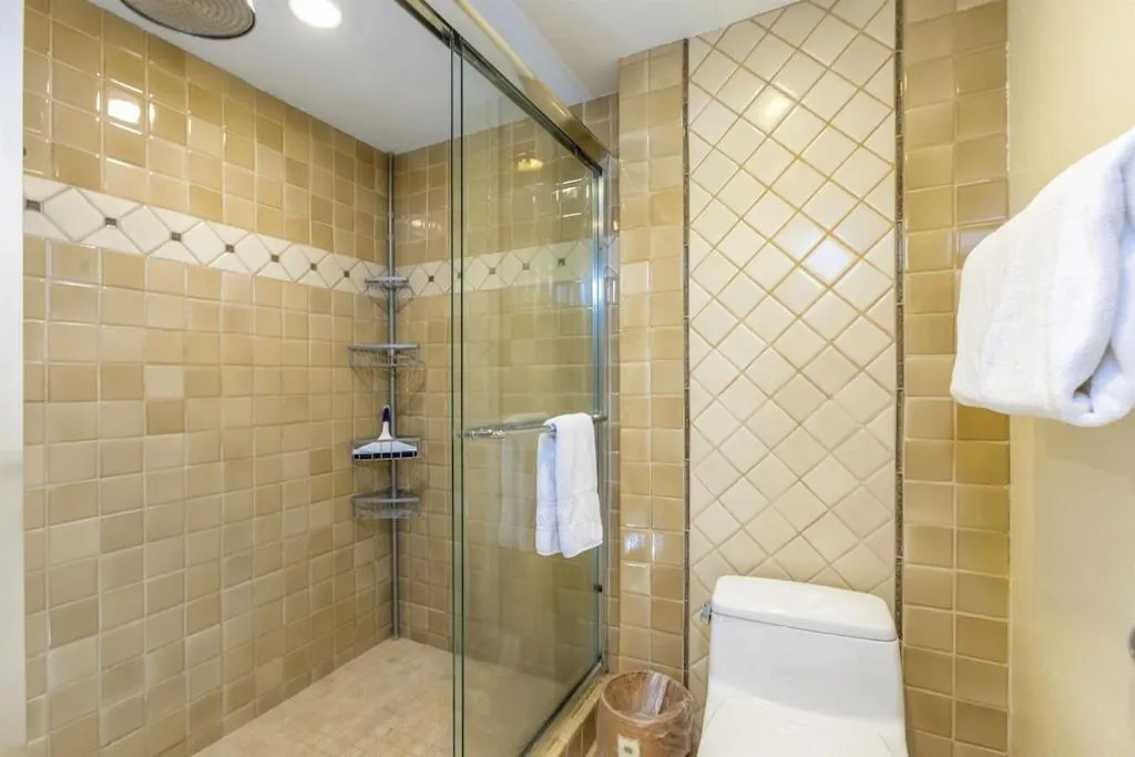 Bathroom in Mahana 316