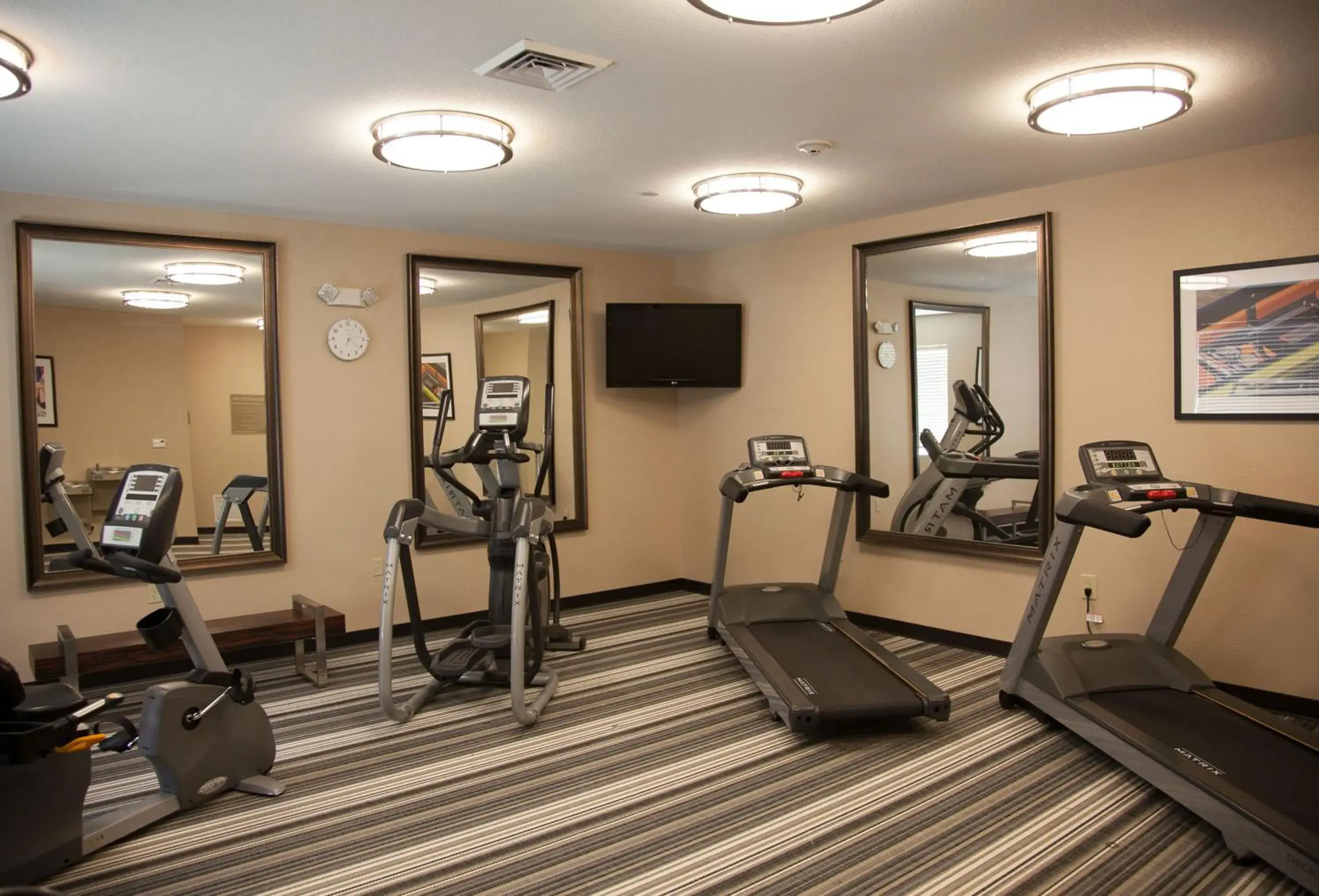 Fitness centre/facilities in Candlewood Suites Alexandria by IHG Fitness centre/facilities in Candlewood Suites Alexandria by IHG
