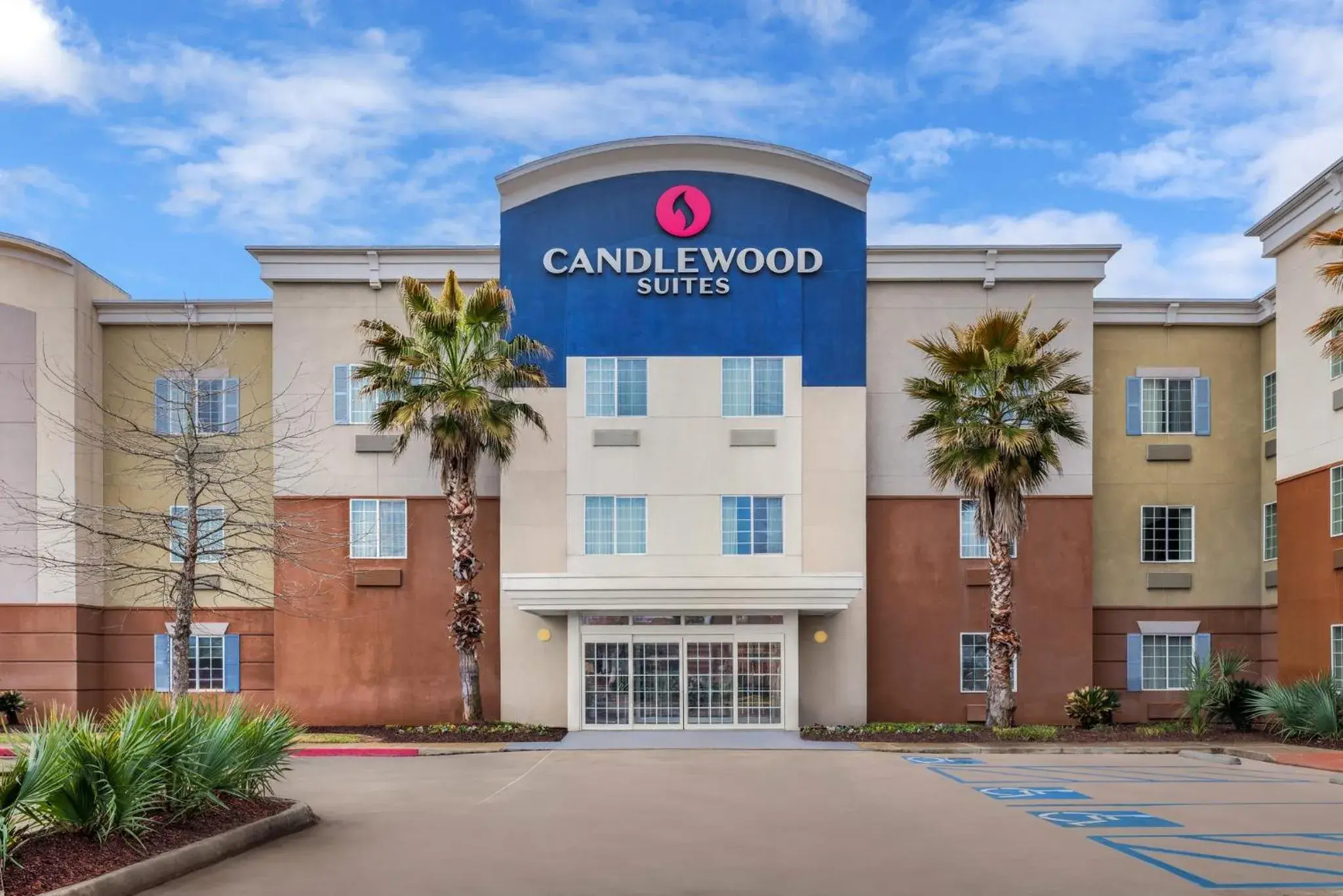 Property building in Candlewood Suites Alexandria by IHG Property building in Candlewood Suites Alexandria by IHG