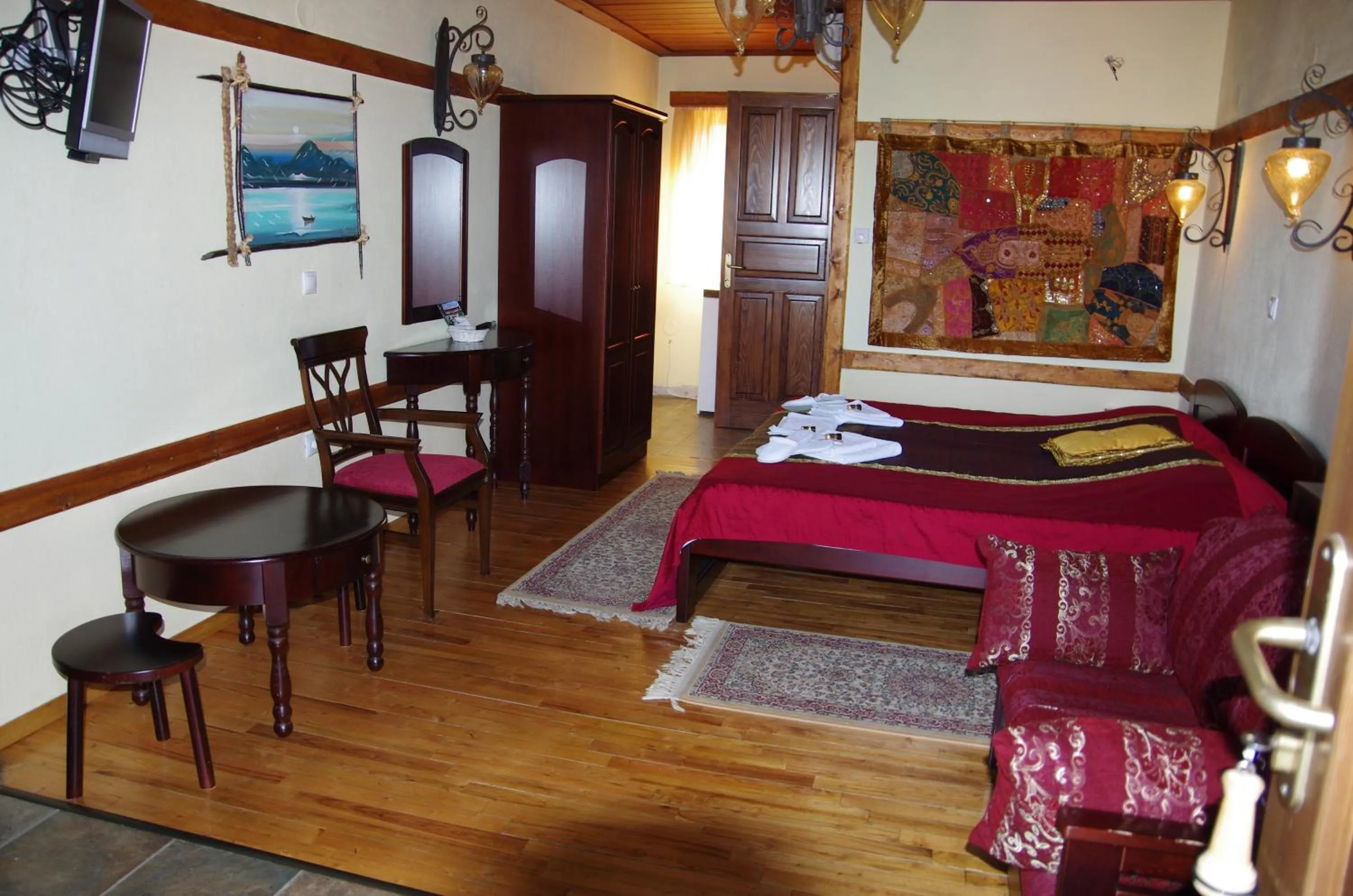 Bathroom, Bed in Prespa Resort & Spa