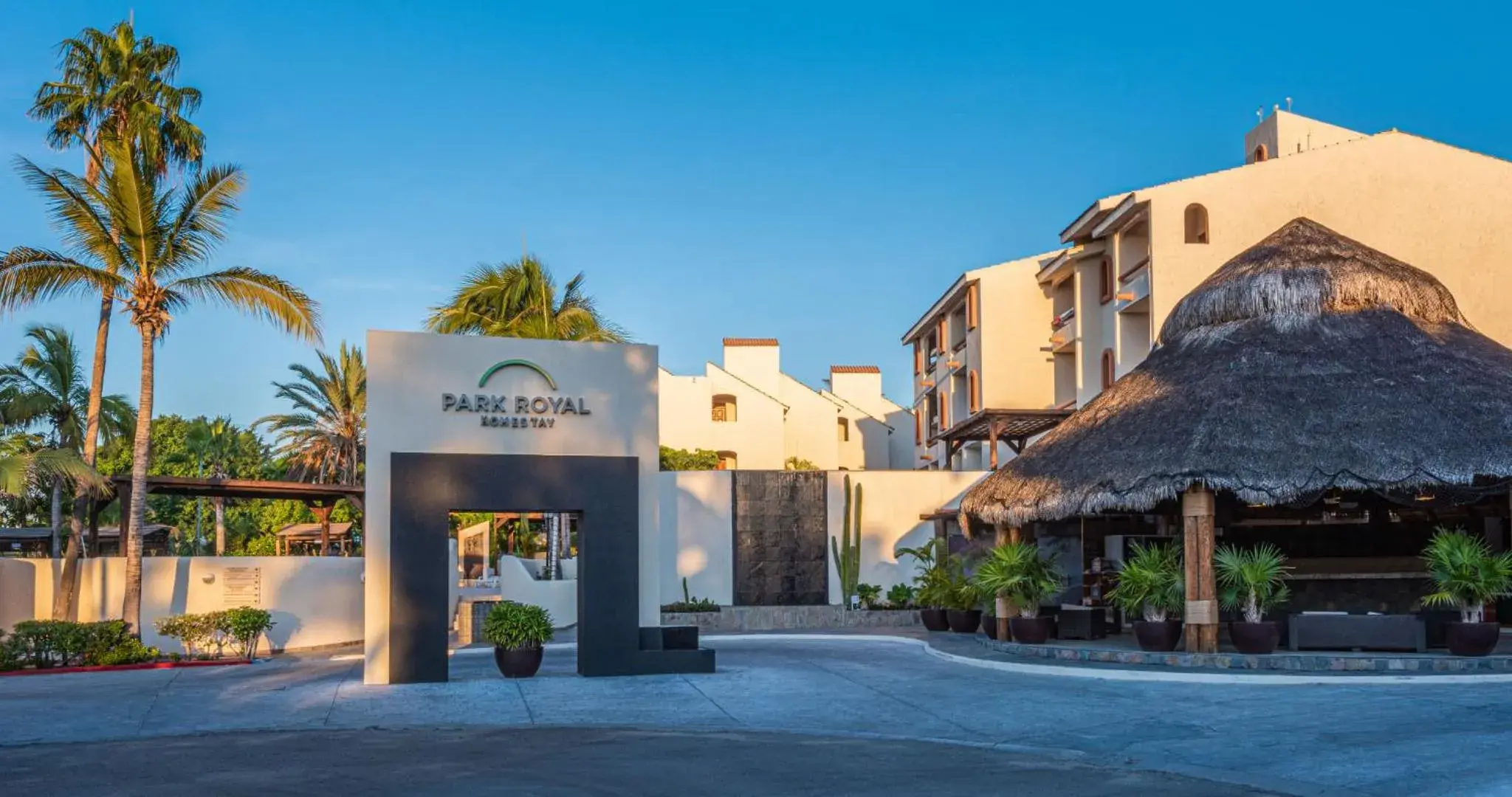 Property building in Park Royal Homestay Los Cabos Property building in Park Royal Homestay Los Cabos