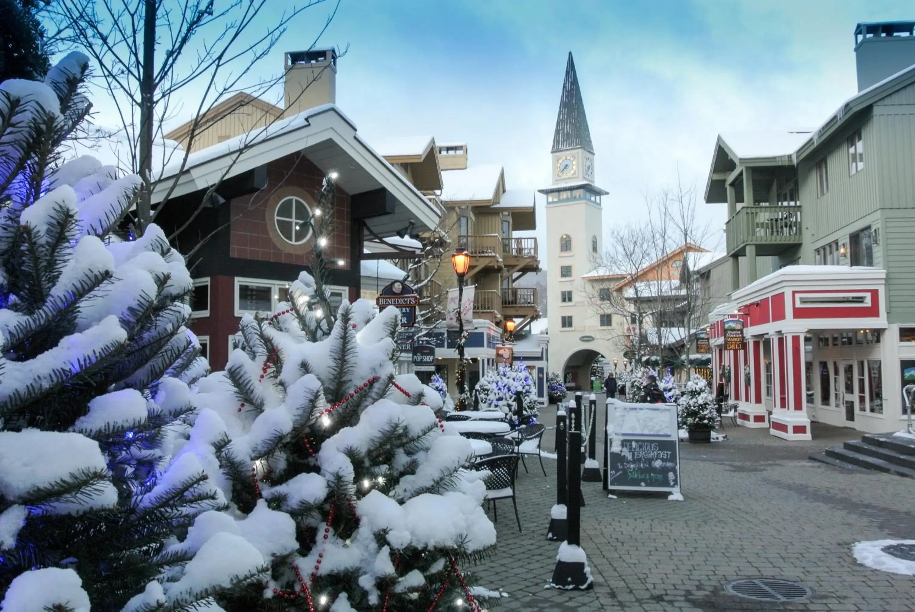 Restaurant/places to eat in Long Trail House Condominiums at Stratton Mountain Resort Restaurant/places to eat in Long Trail House Condominiums at Stratton Mountain Resort