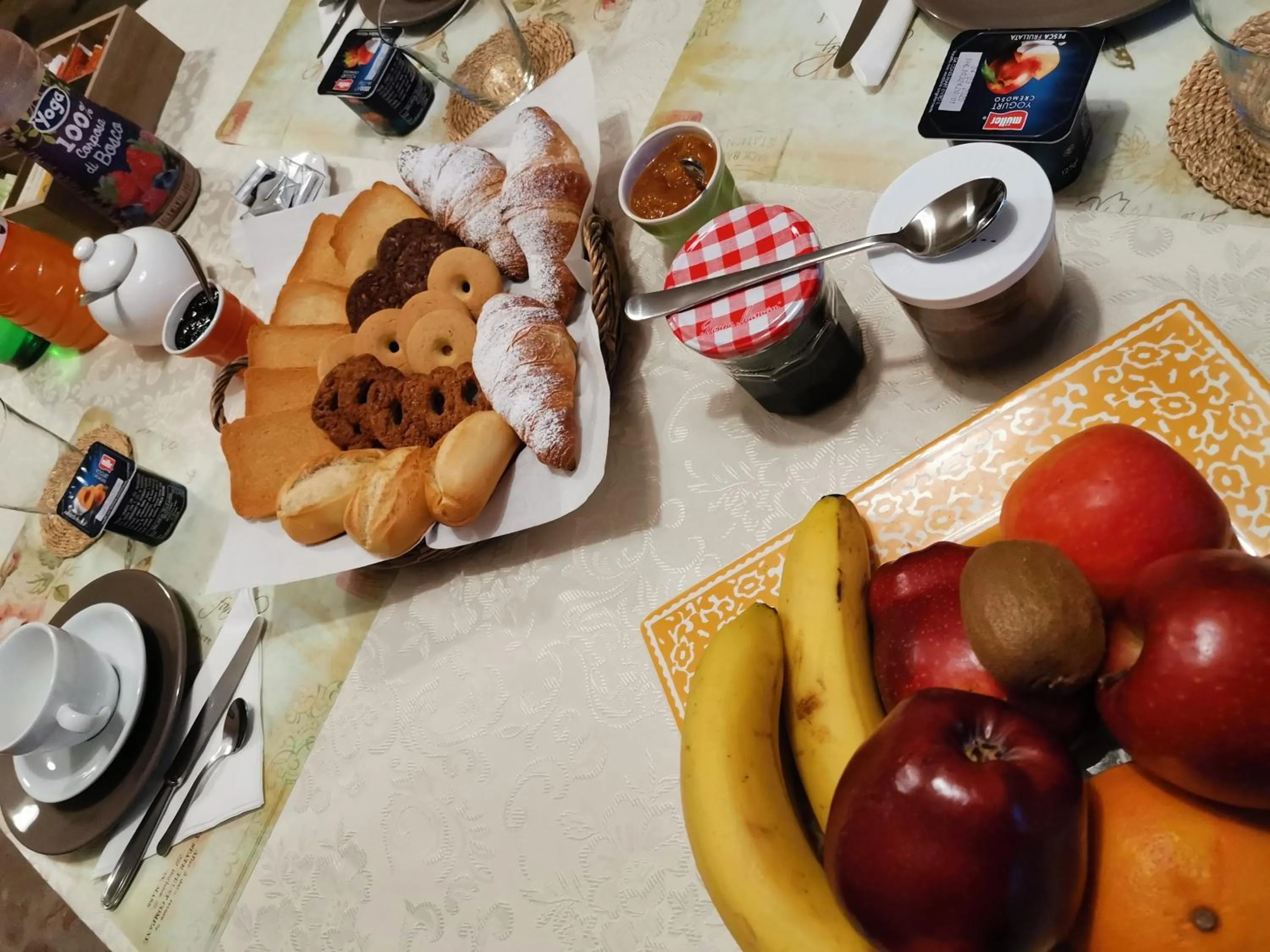 Food and drinks in Il Colibrì Bed&Breakfast