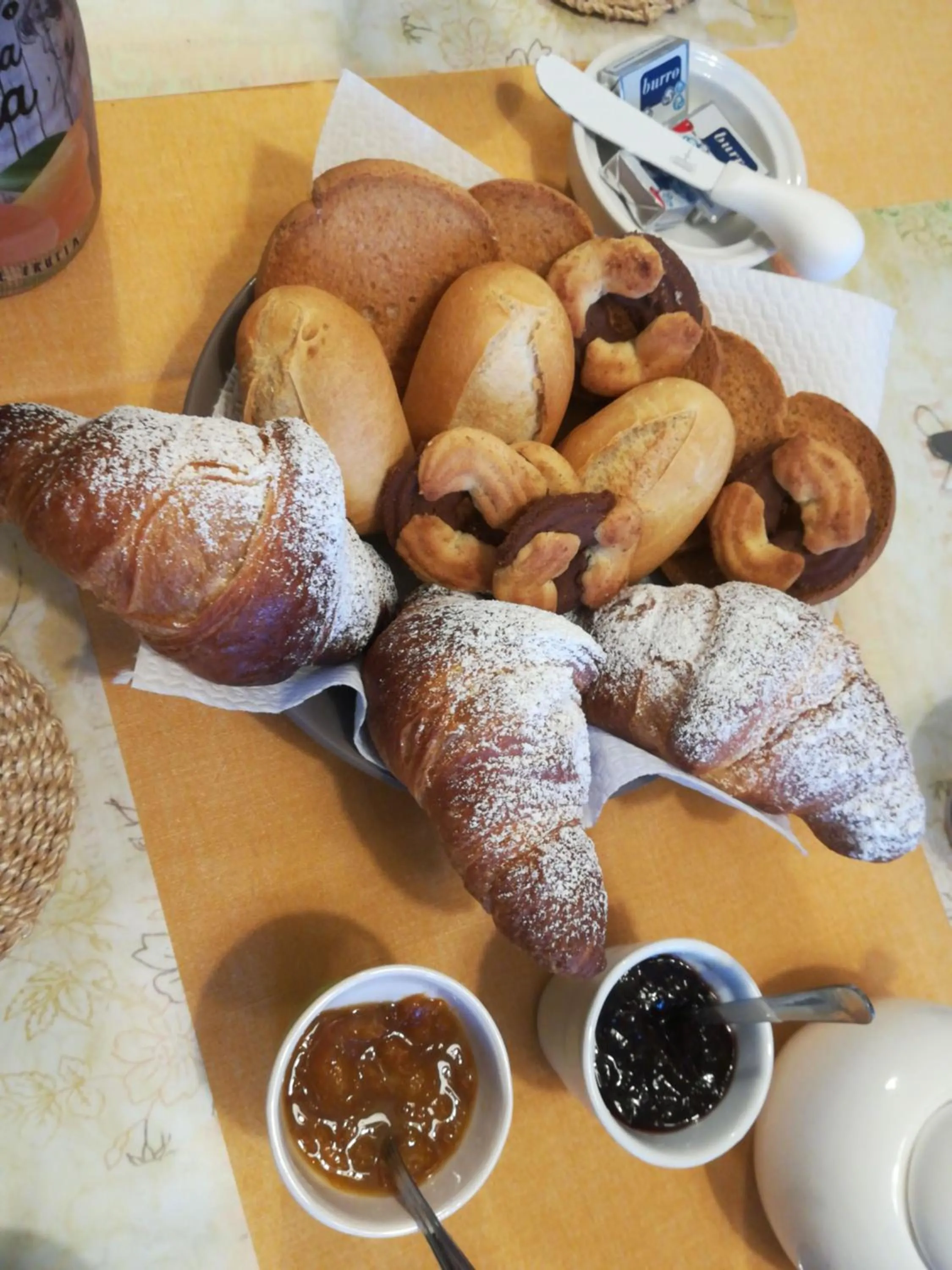 Food in Il Colibrì Bed&Breakfast