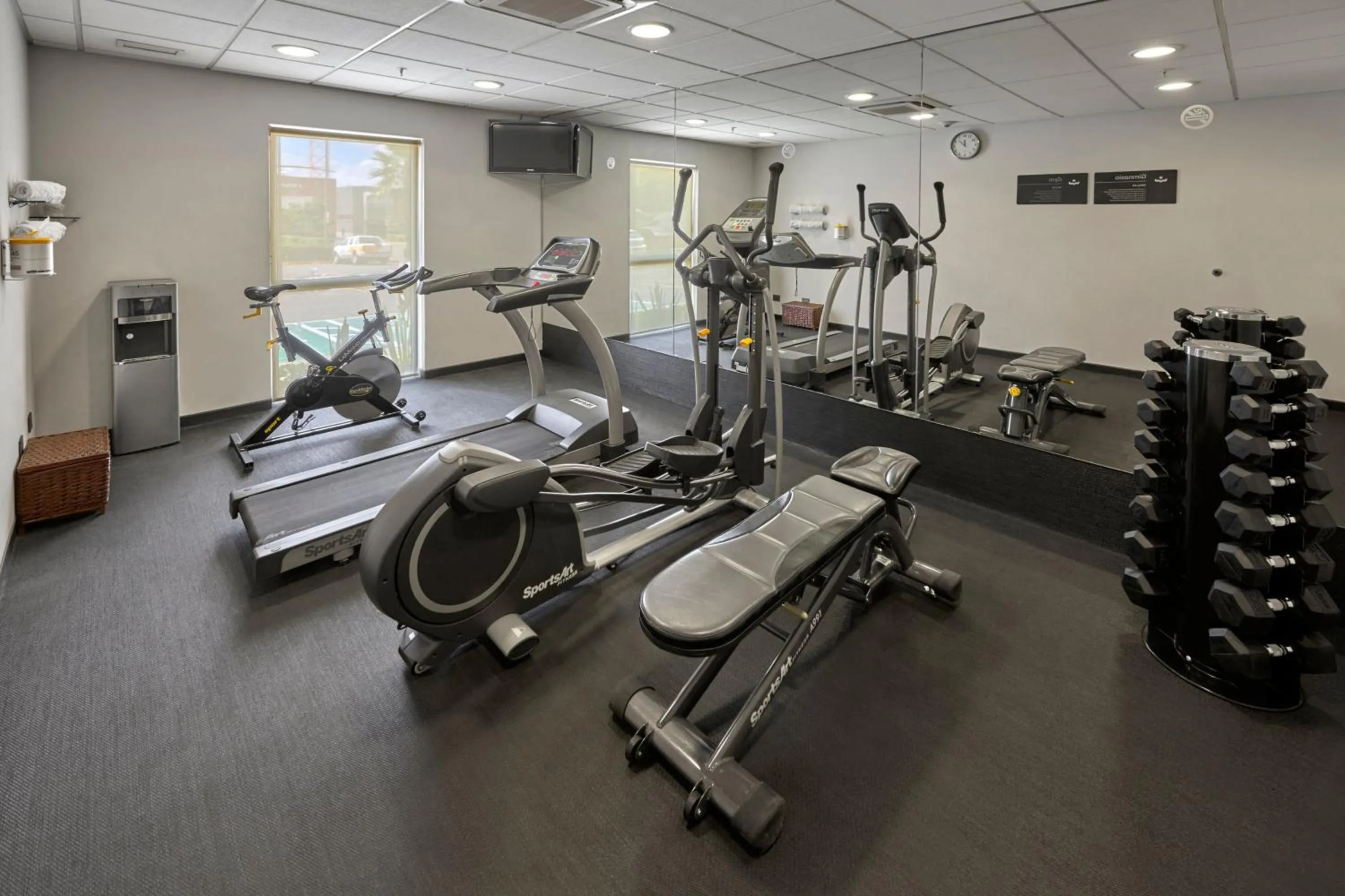 Fitness centre/facilities in City Express by Marriott Queretaro Jurica
