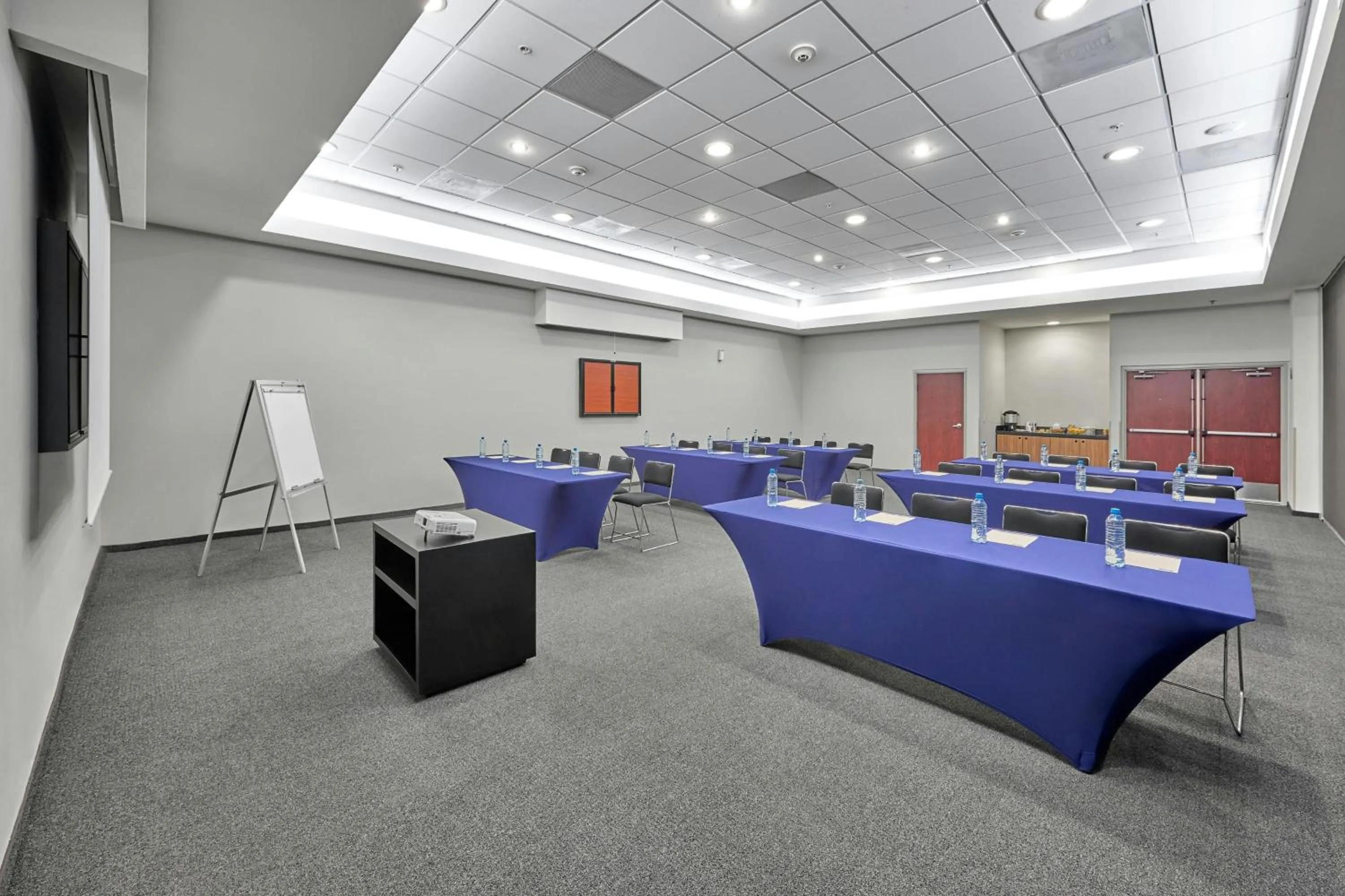 Meeting/conference room in City Express by Marriott Queretaro Jurica