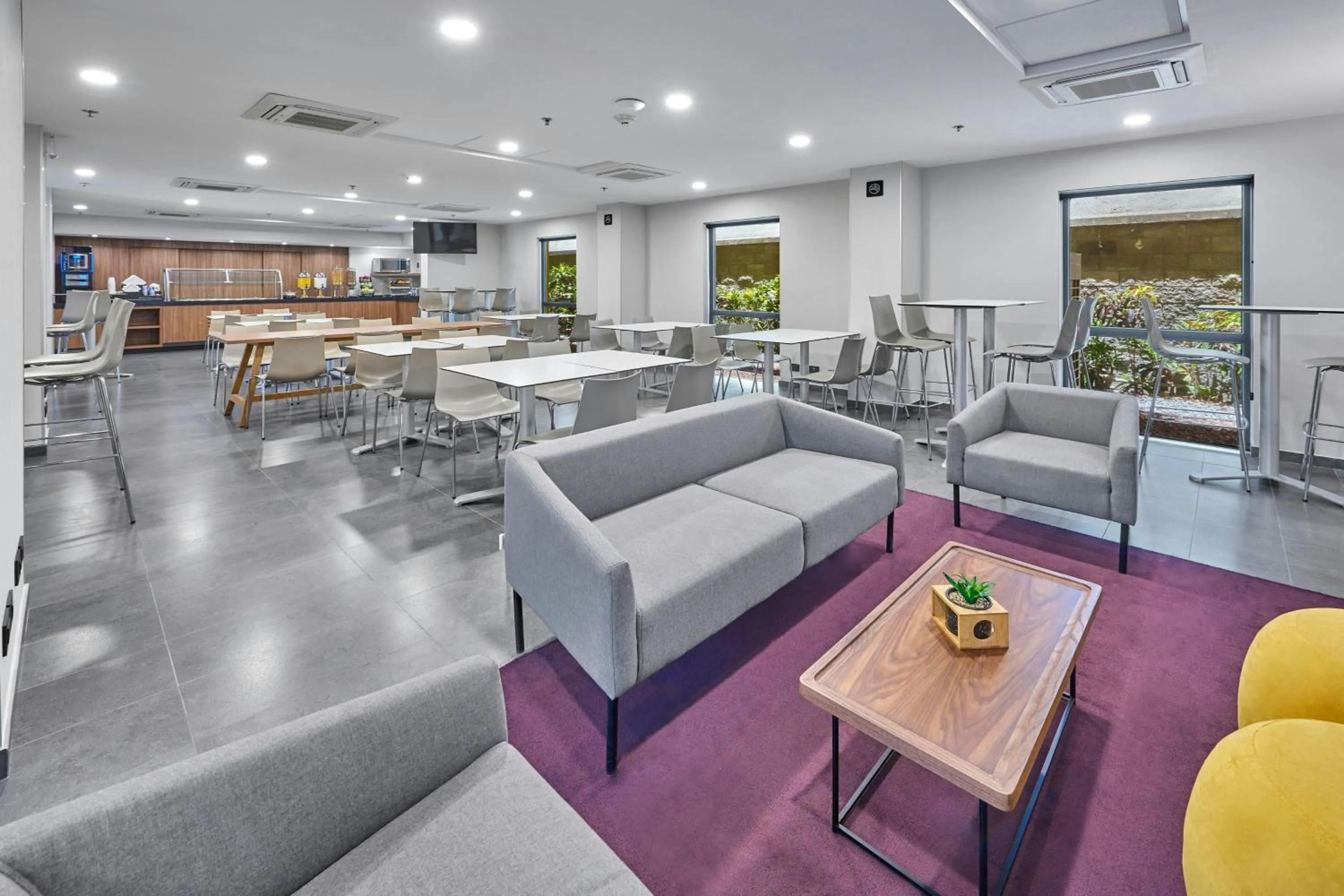 Breakfast in City Express by Marriott Queretaro Jurica