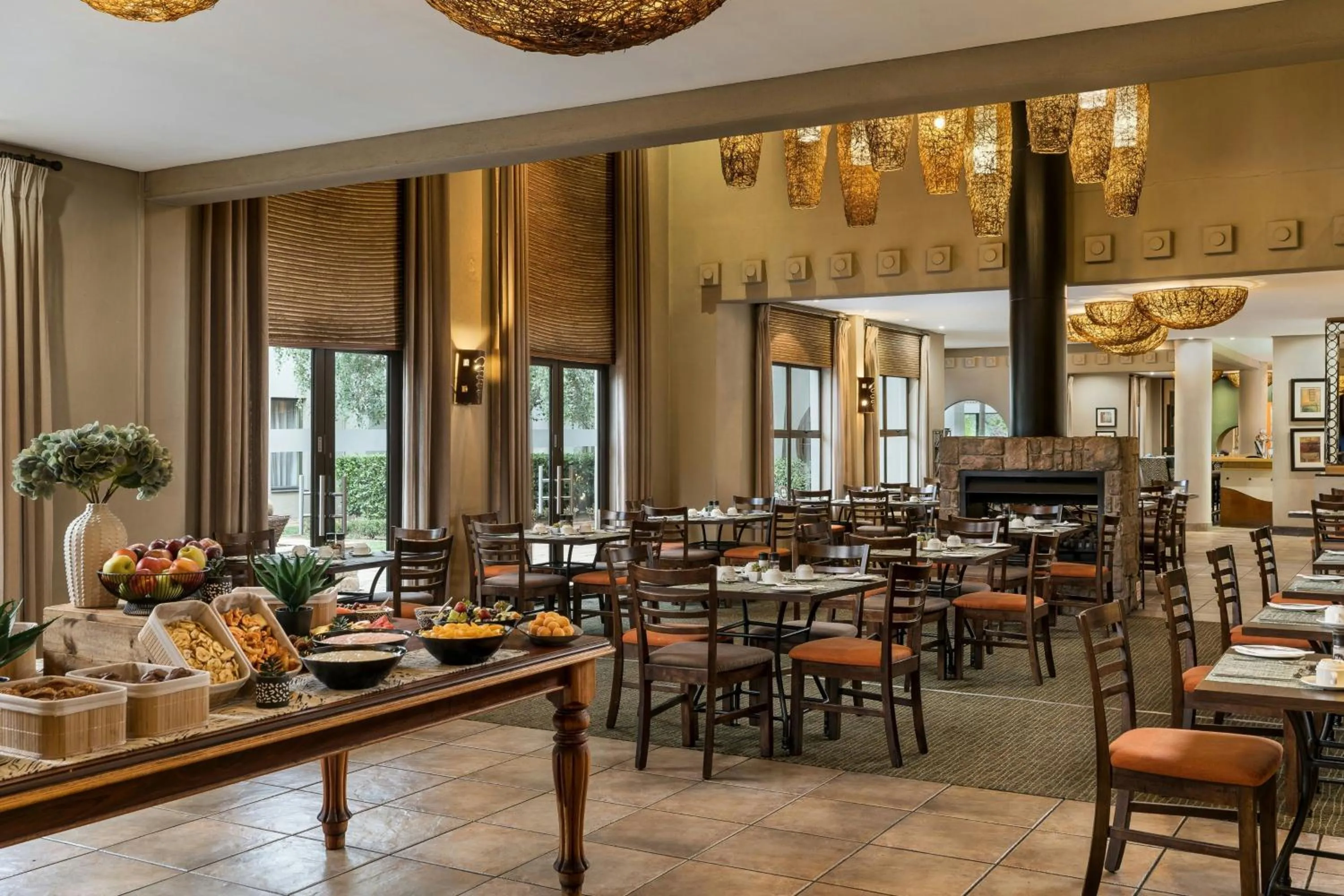 Restaurant/places to eat in Protea Hotel by Marriott Bloemfontein Willow Lake