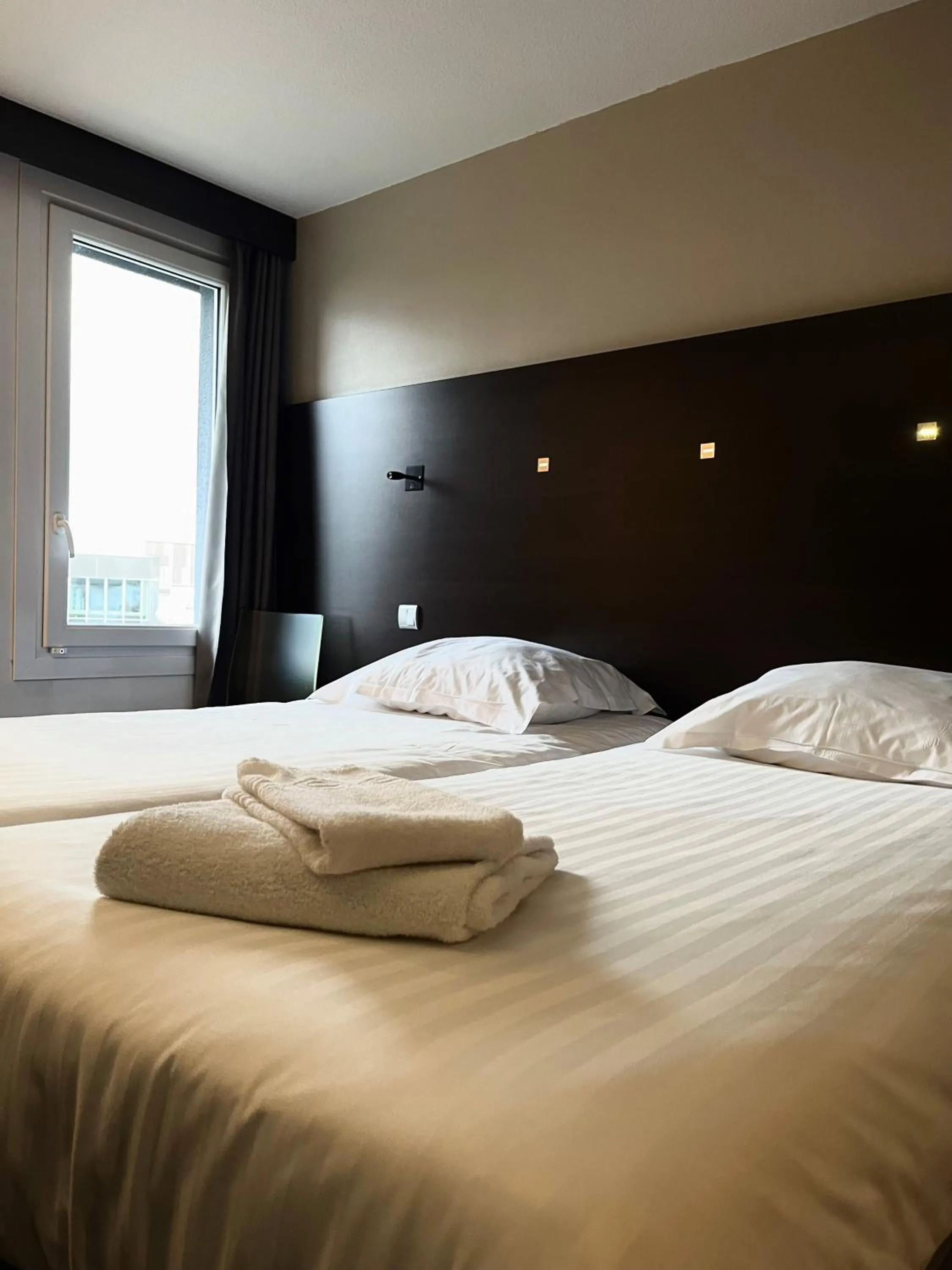 Bedroom, Bed in Parc Hôtel