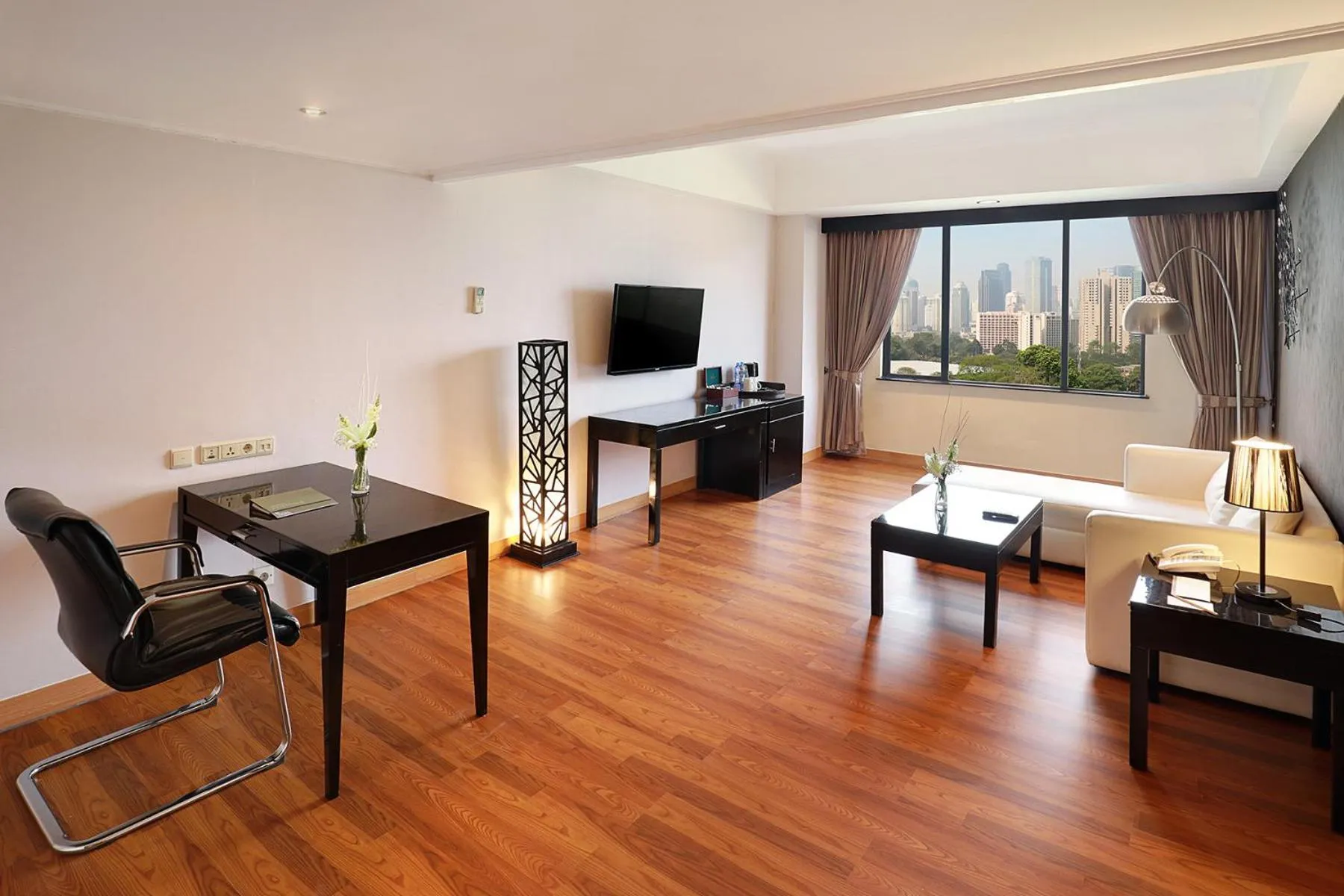 Living room in Century Park Hotel