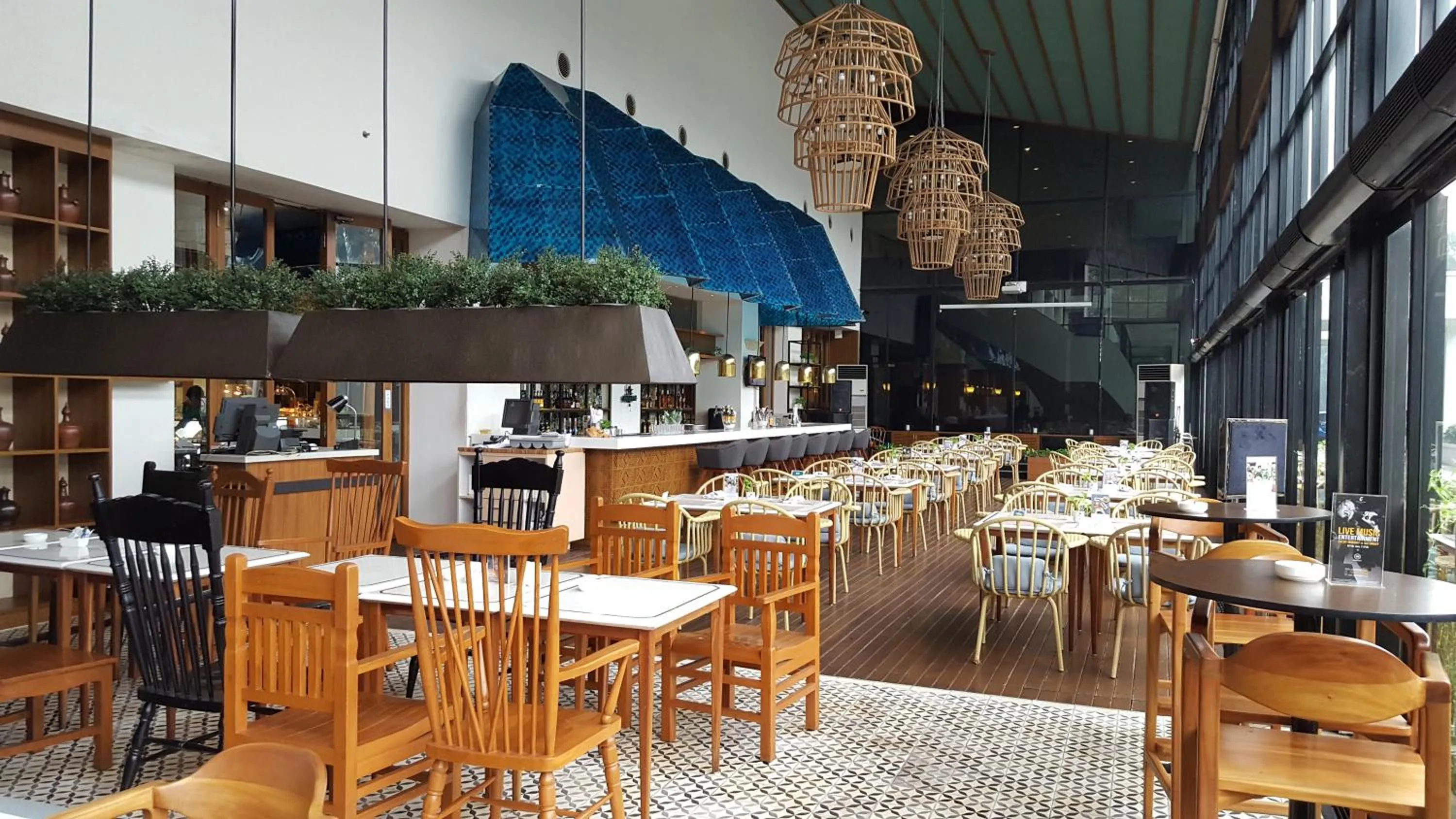 Lounge or bar in Century Park Hotel