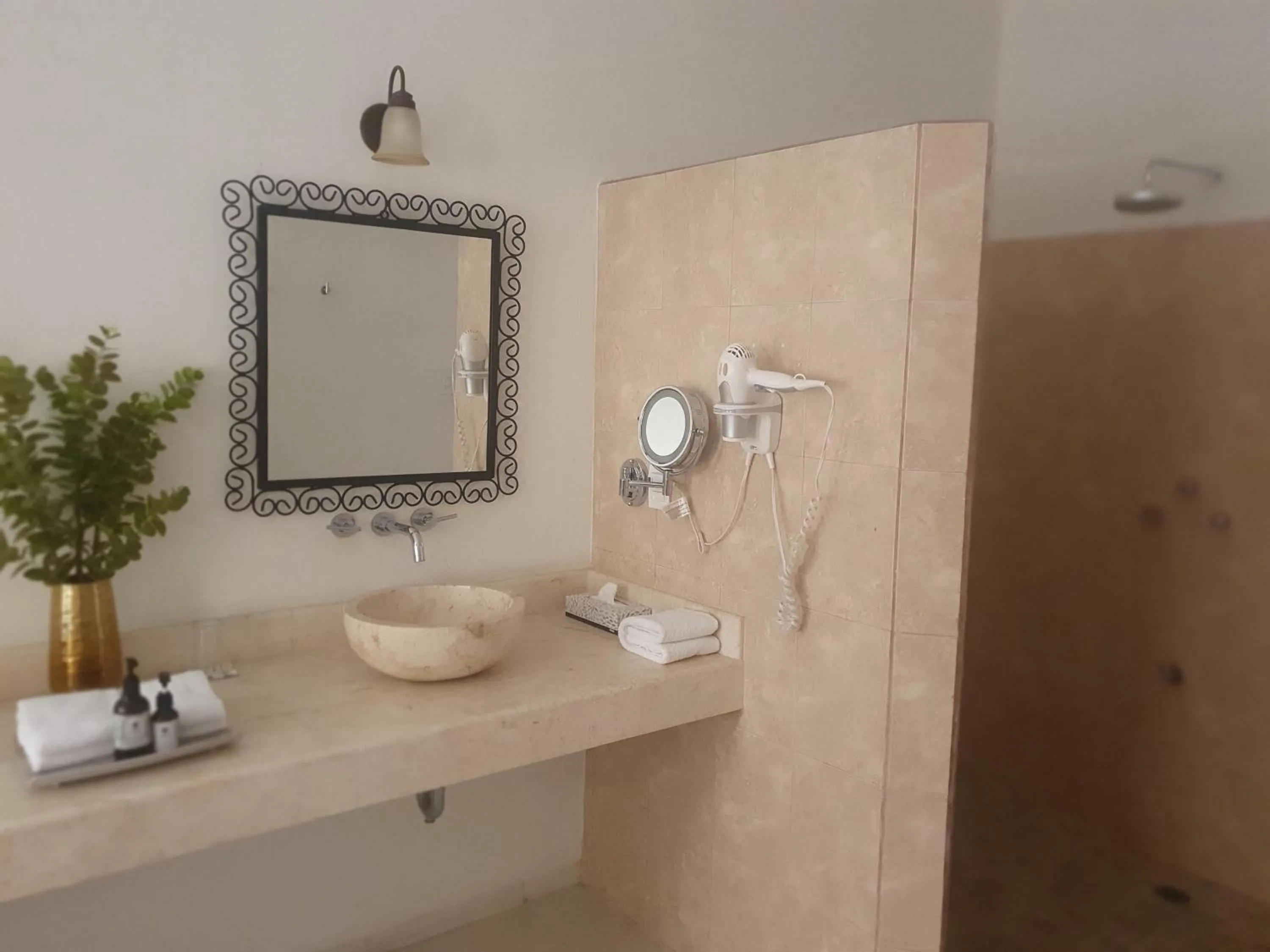 Bathroom in Merida Santiago Hotel Boutique