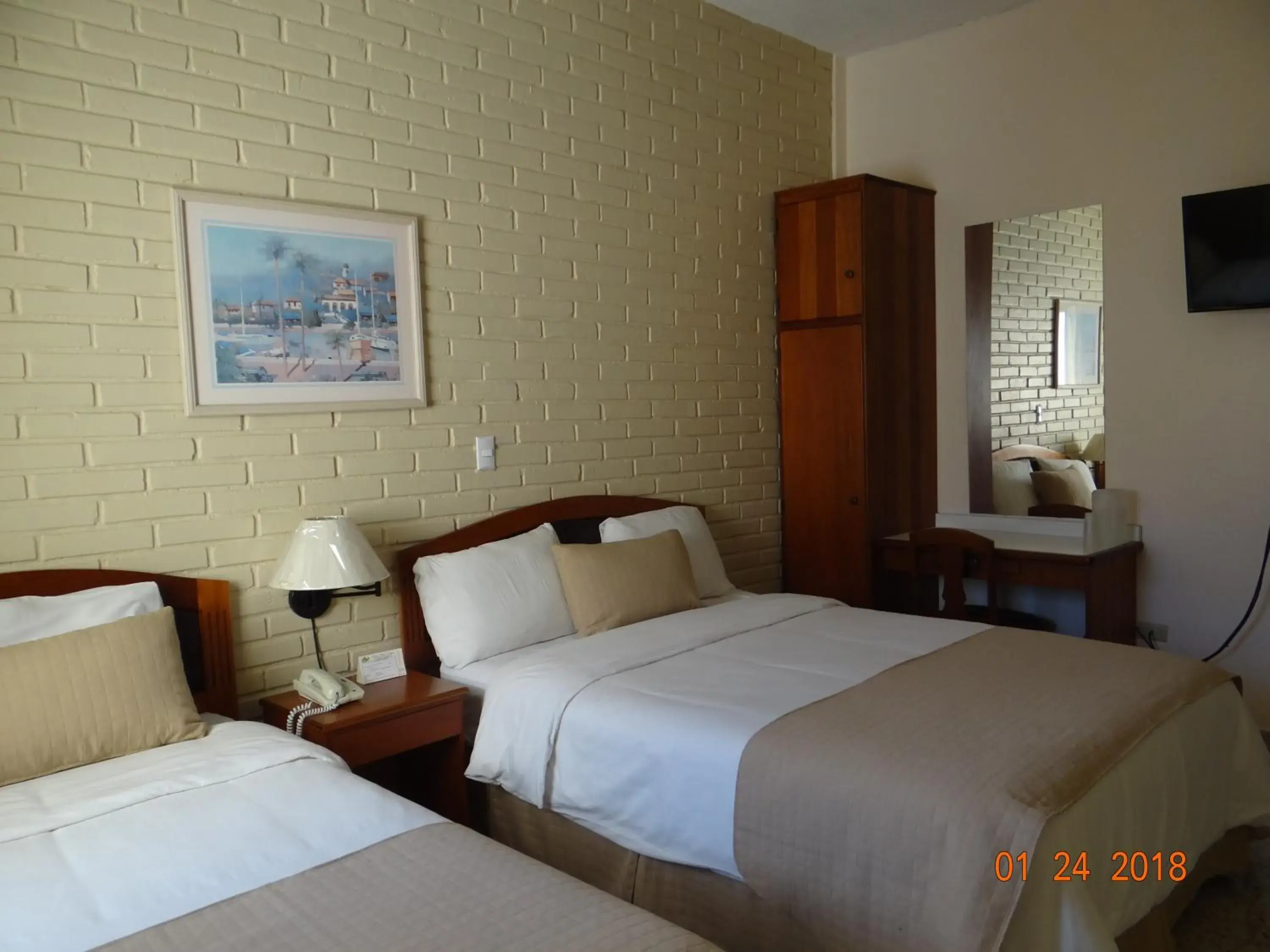 Double or Twin Room in Hotel Mac Arthur Double or Twin Room in Hotel Mac Arthur