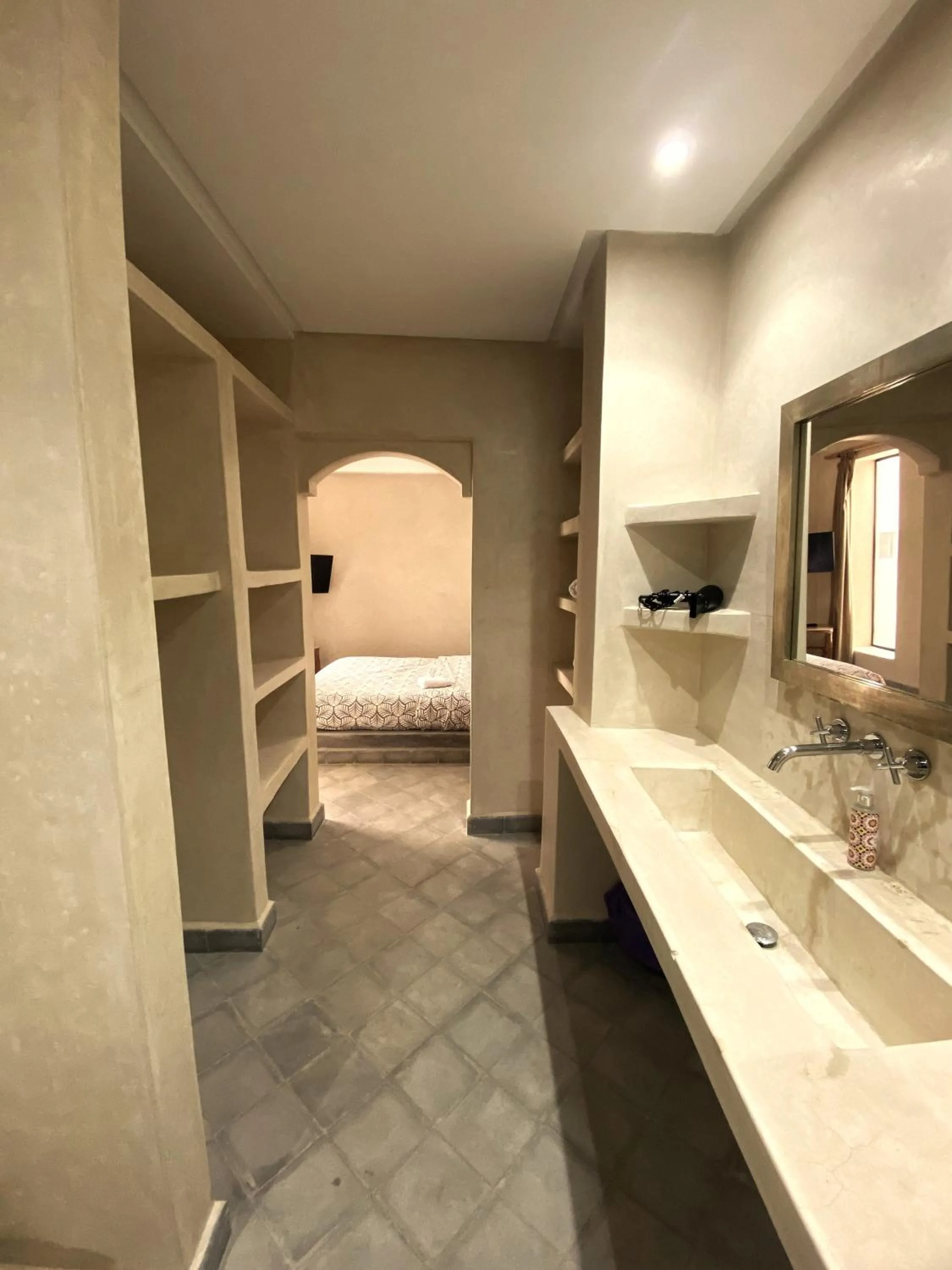 Bathroom, Bed in Riad Kasbah 117