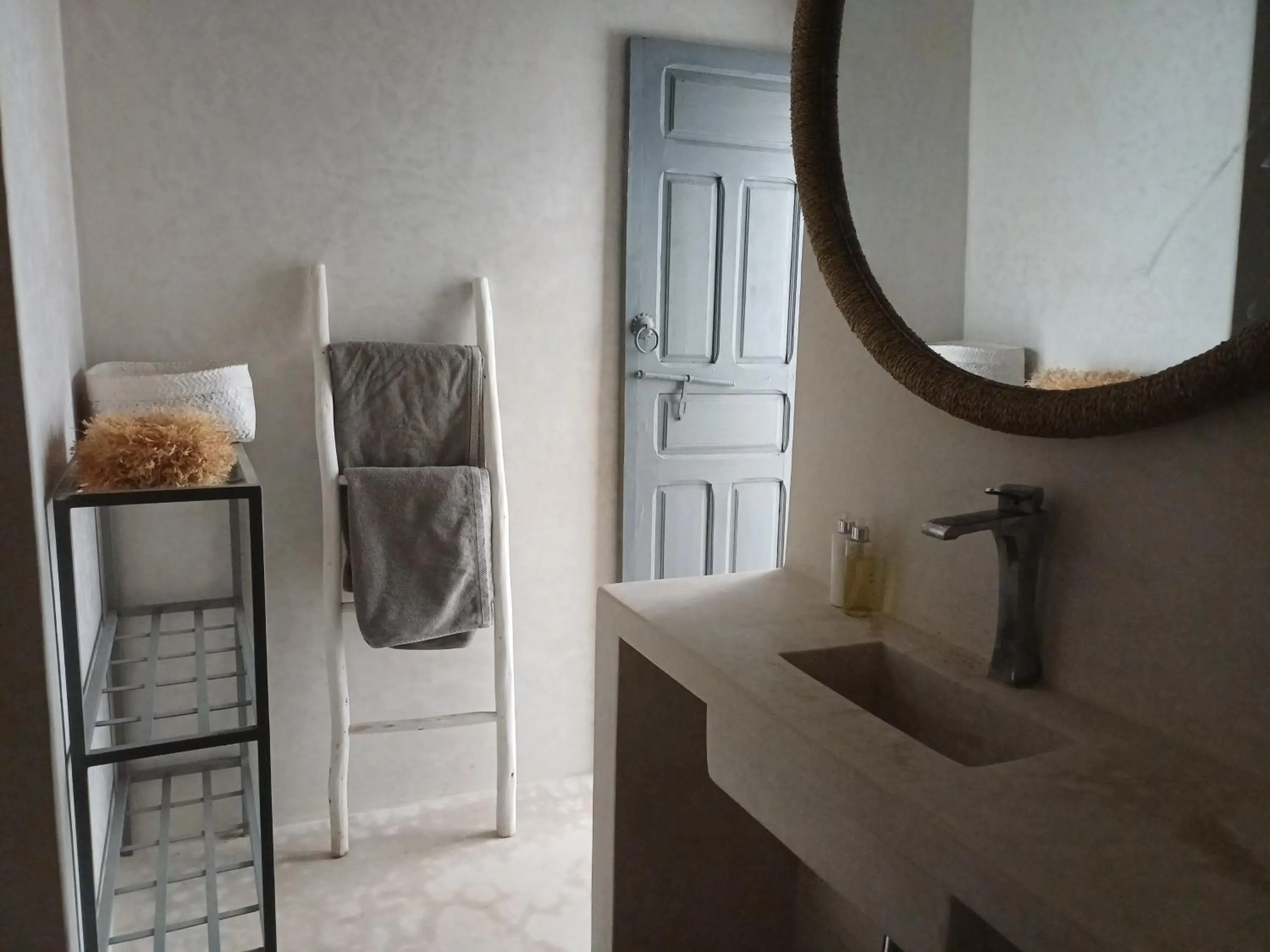Bathroom in Riad Kasbah 117