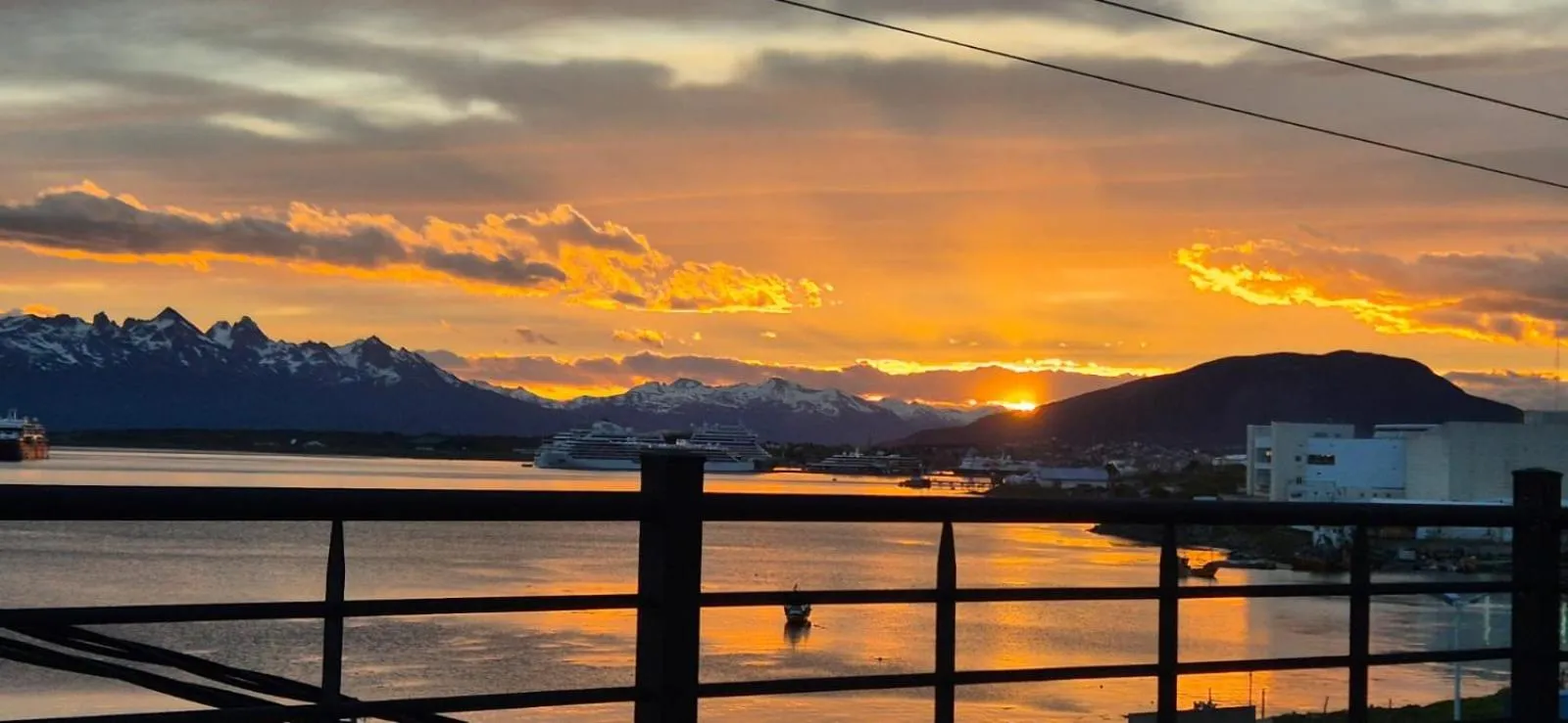 Property building in Balcones del Beagle Apart