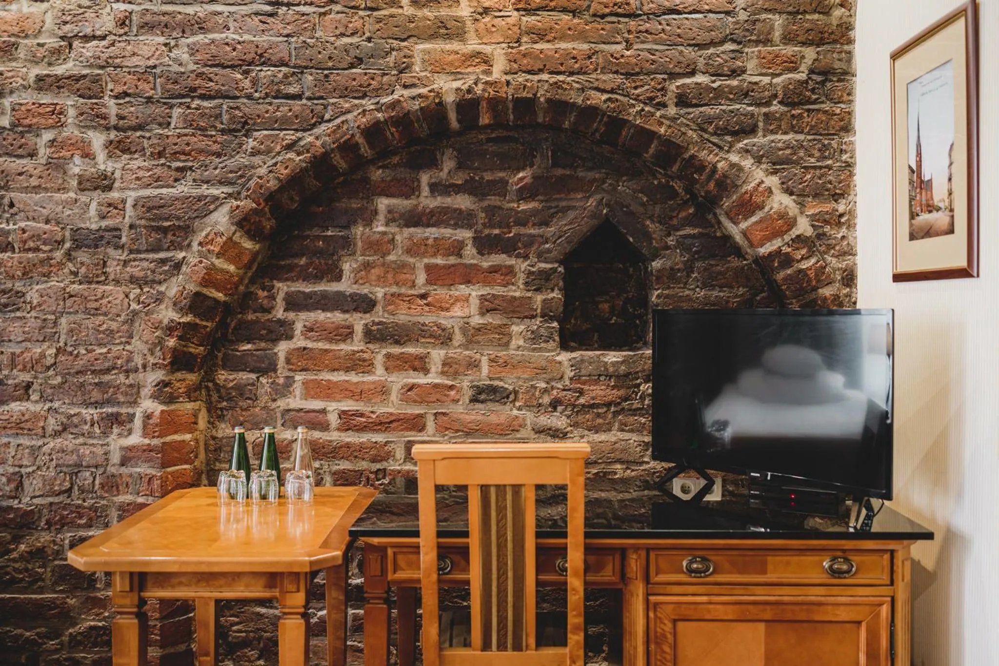 TV and multimedia in Hotel Solaris