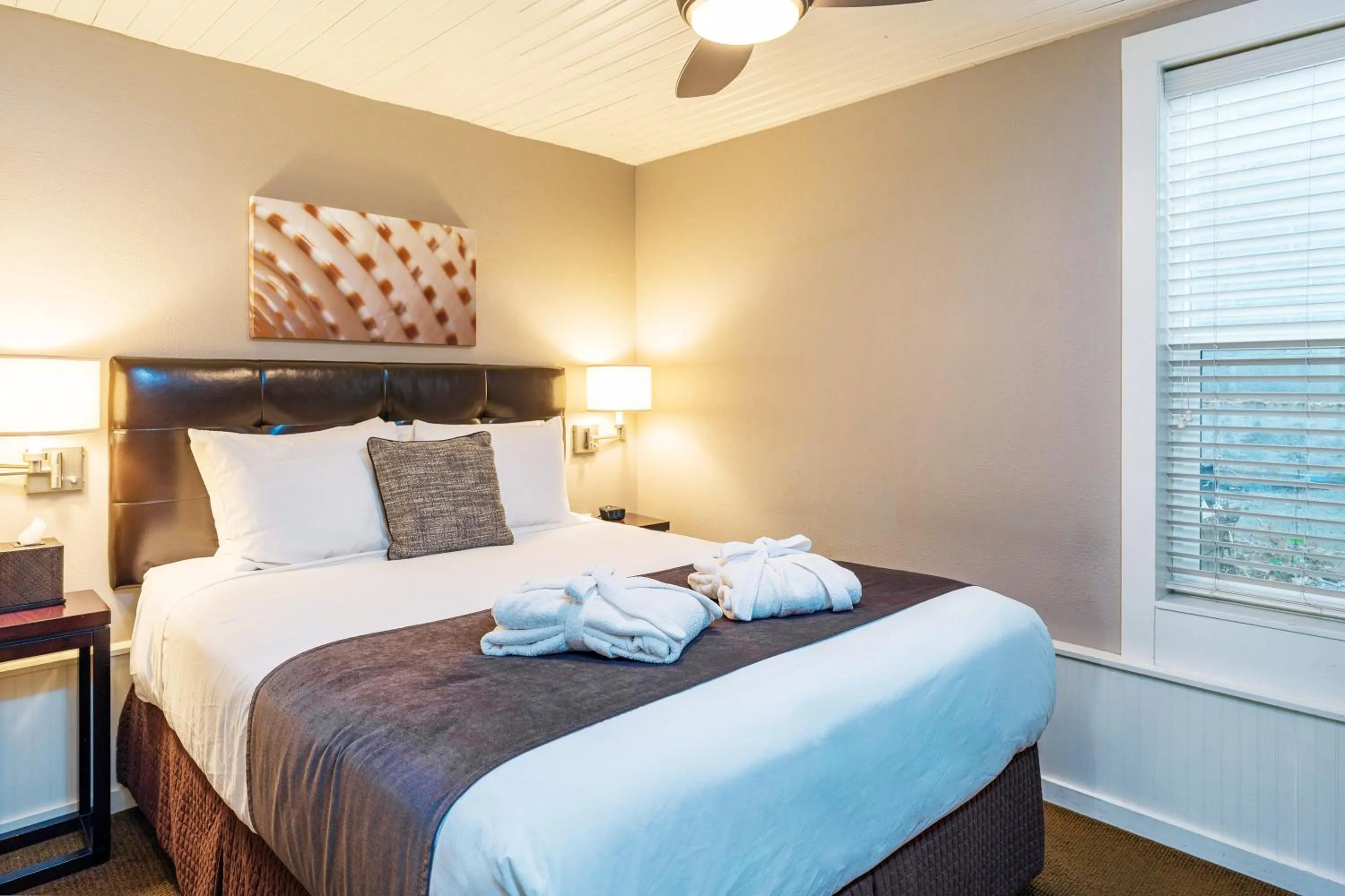 Bed in Bird Rock Hotel