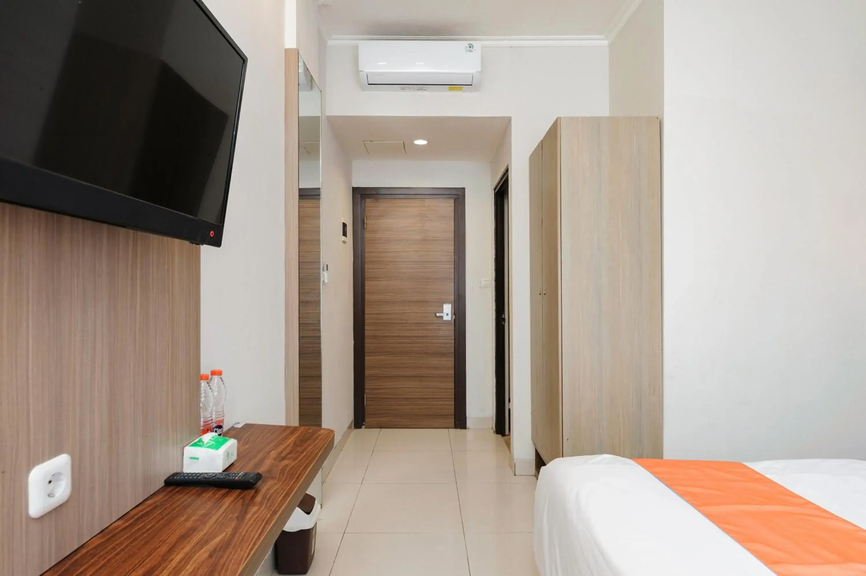 Bedroom, Bed in Sans Vibes Firdaus Mansion Kemang Bedroom, Bed in Sans Vibes Firdaus Mansion Kemang