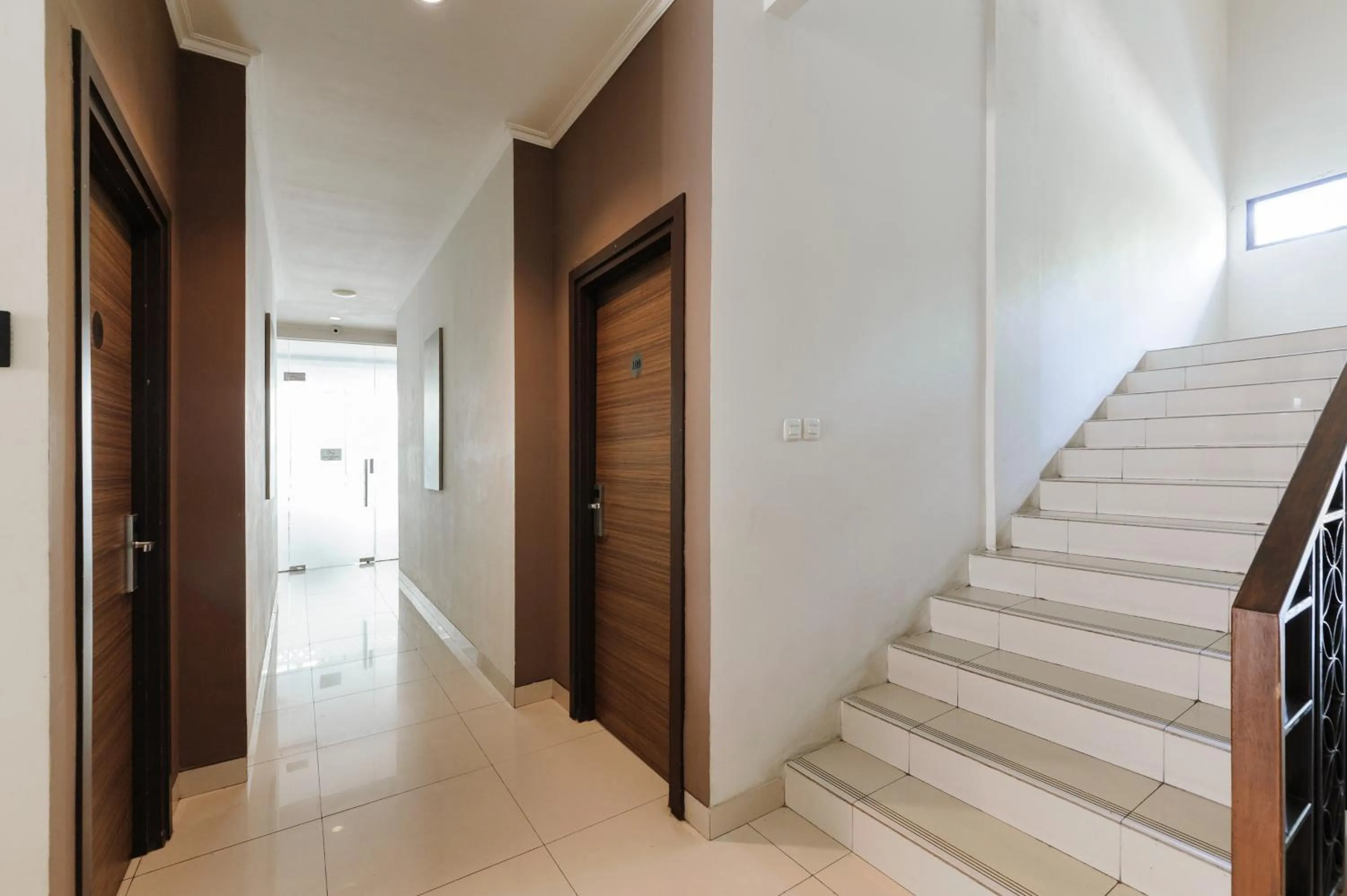 Property building in Sans Vibes Firdaus Mansion Kemang