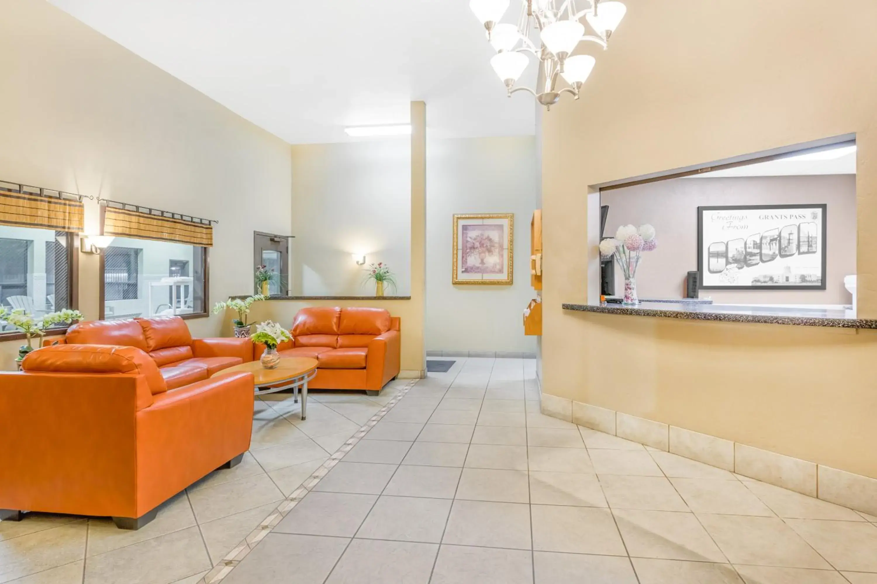 Lobby or reception in Super 8 by Wyndham Grants Pass Lobby or reception in Super 8 by Wyndham Grants Pass