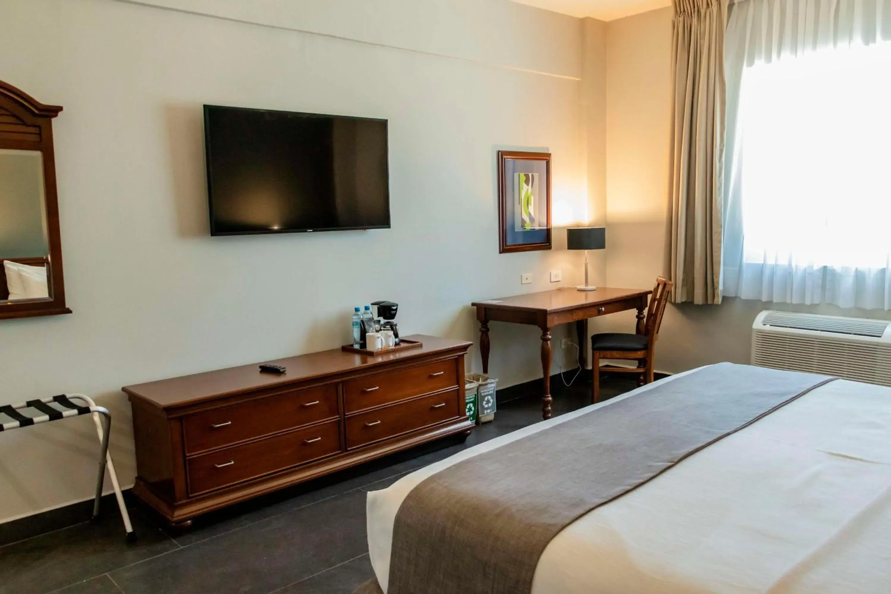 Bedroom, Bed in Best Western PLUS Los Mochis Bedroom, Bed in Best Western PLUS Los Mochis