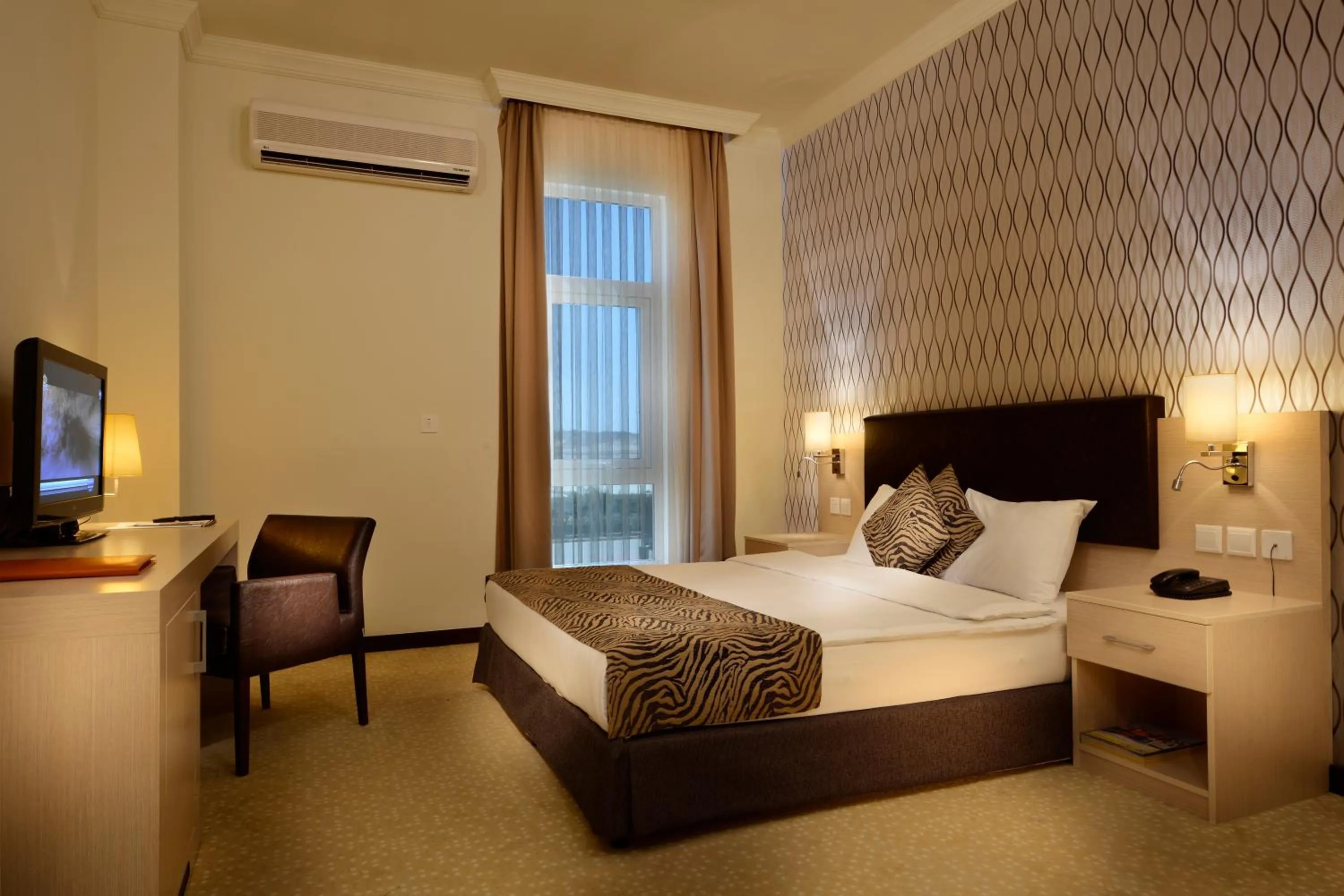 Bed in City Hotel Duqm