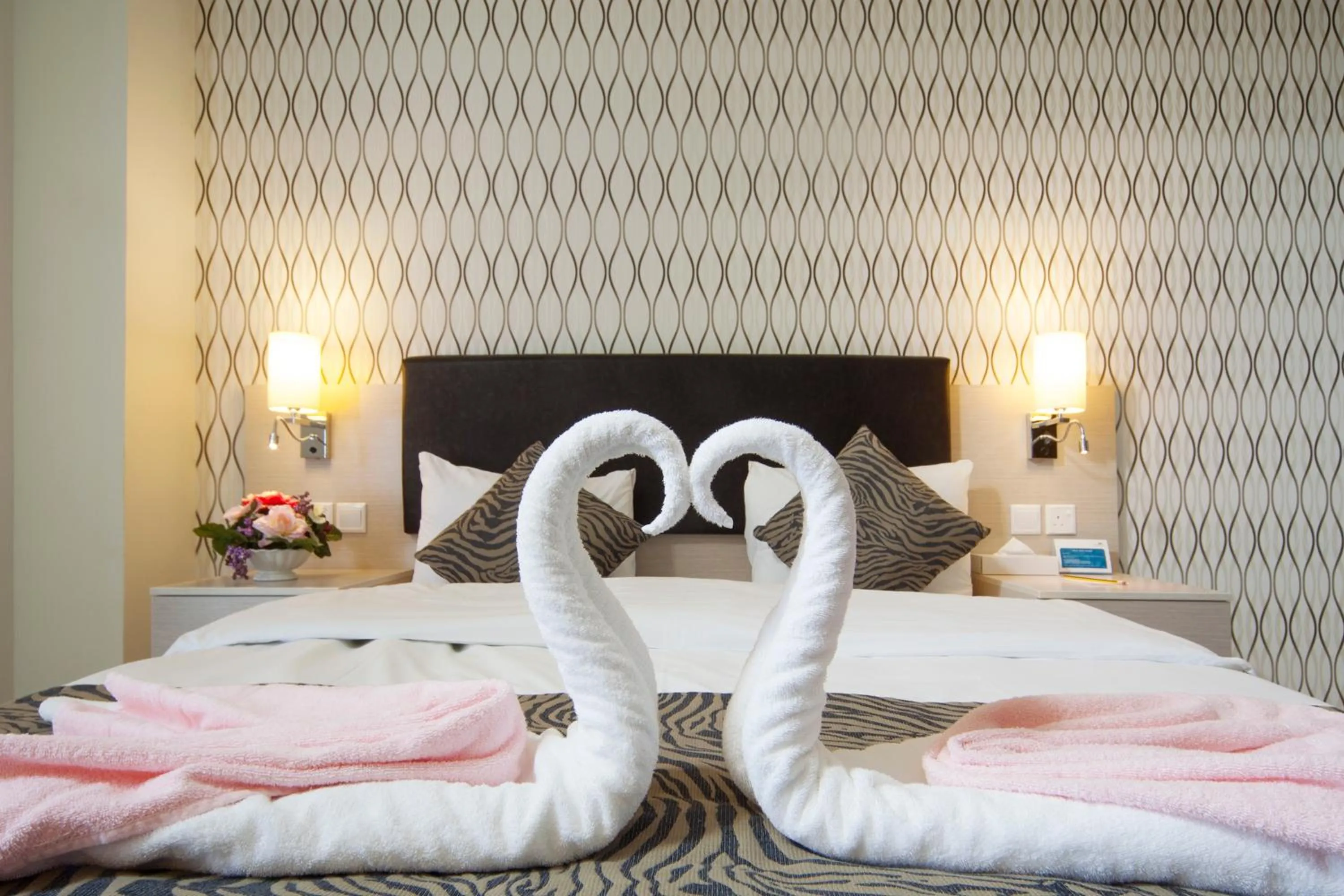 Bedroom, Bed in City Hotel Duqm