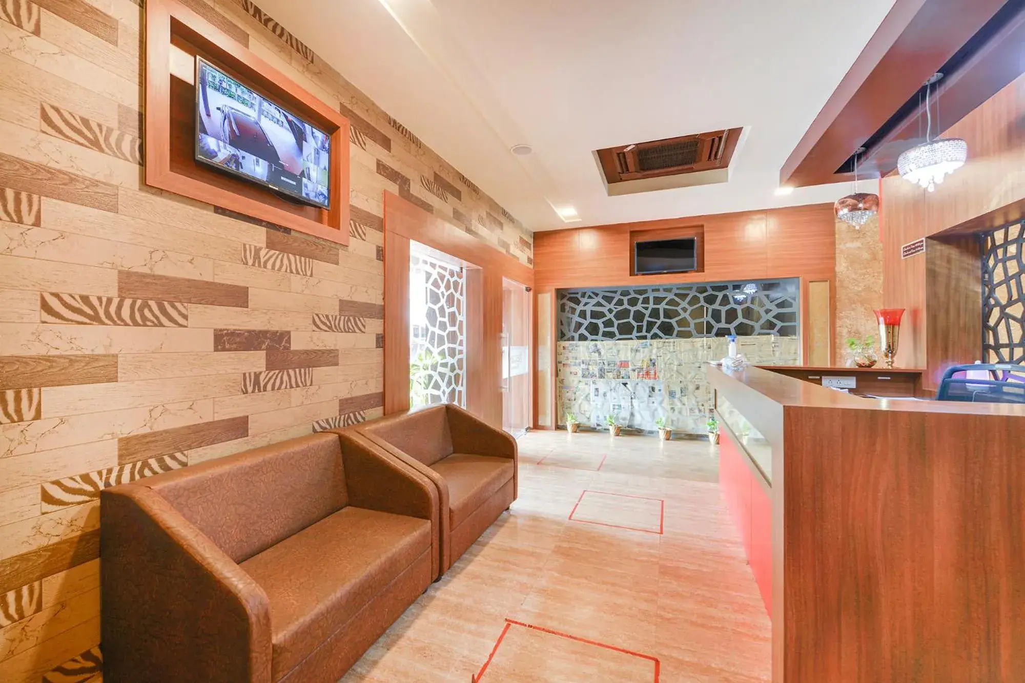 Lobby or reception in Nestlay Rooms Vanagaram Lobby or reception in Nestlay Rooms Vanagaram