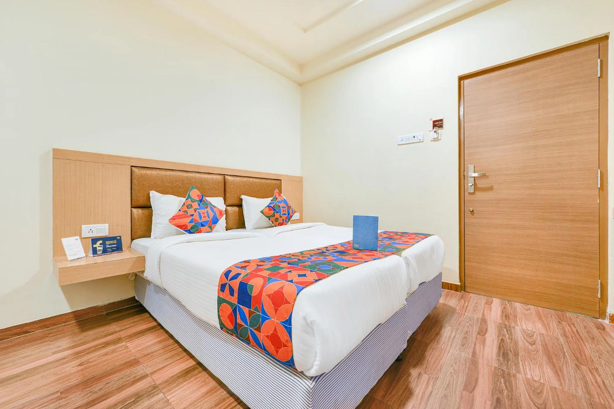 Bedroom, Bed in Nestlay Rooms Vanagaram