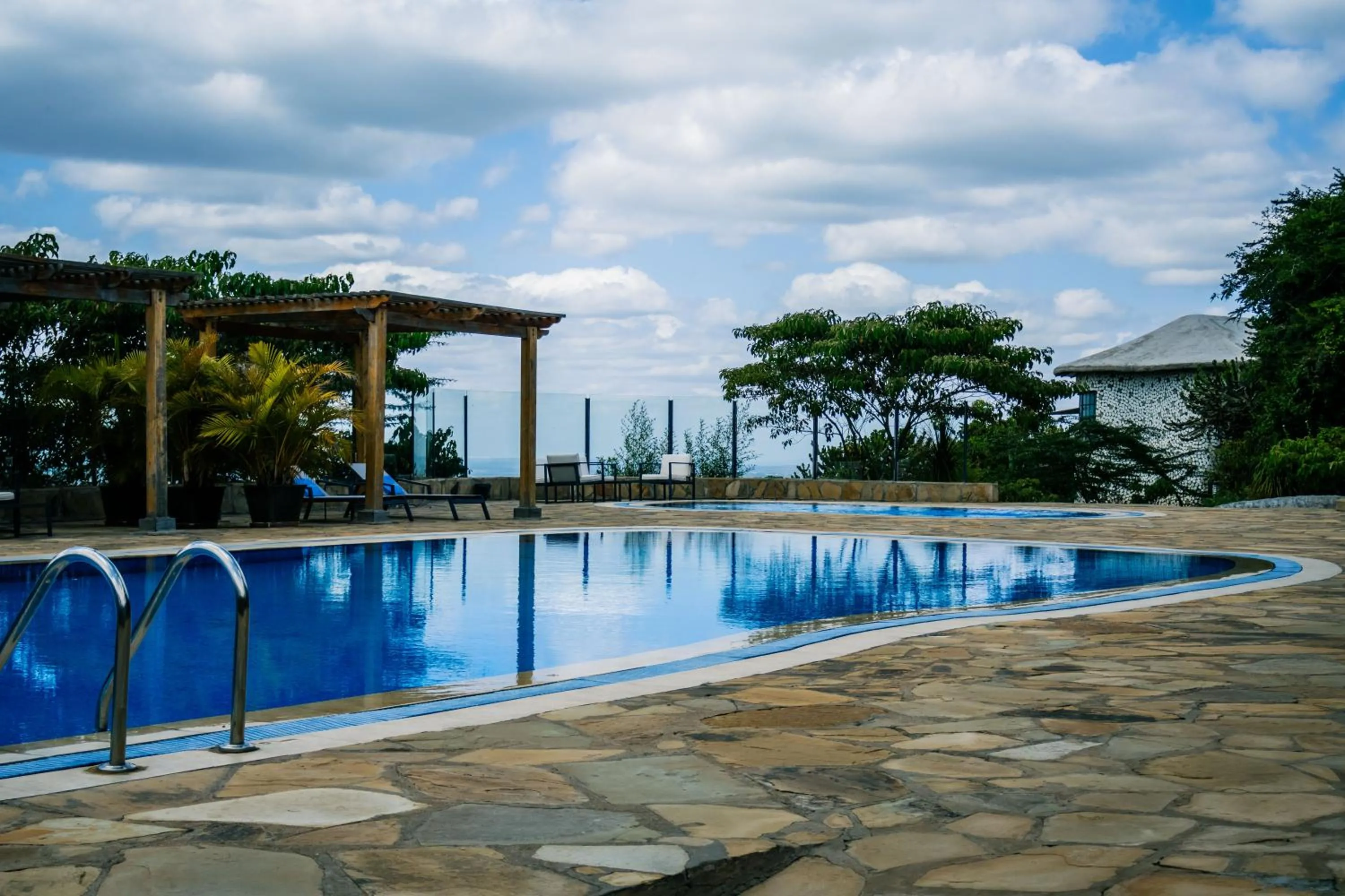 Saab Royale Resort