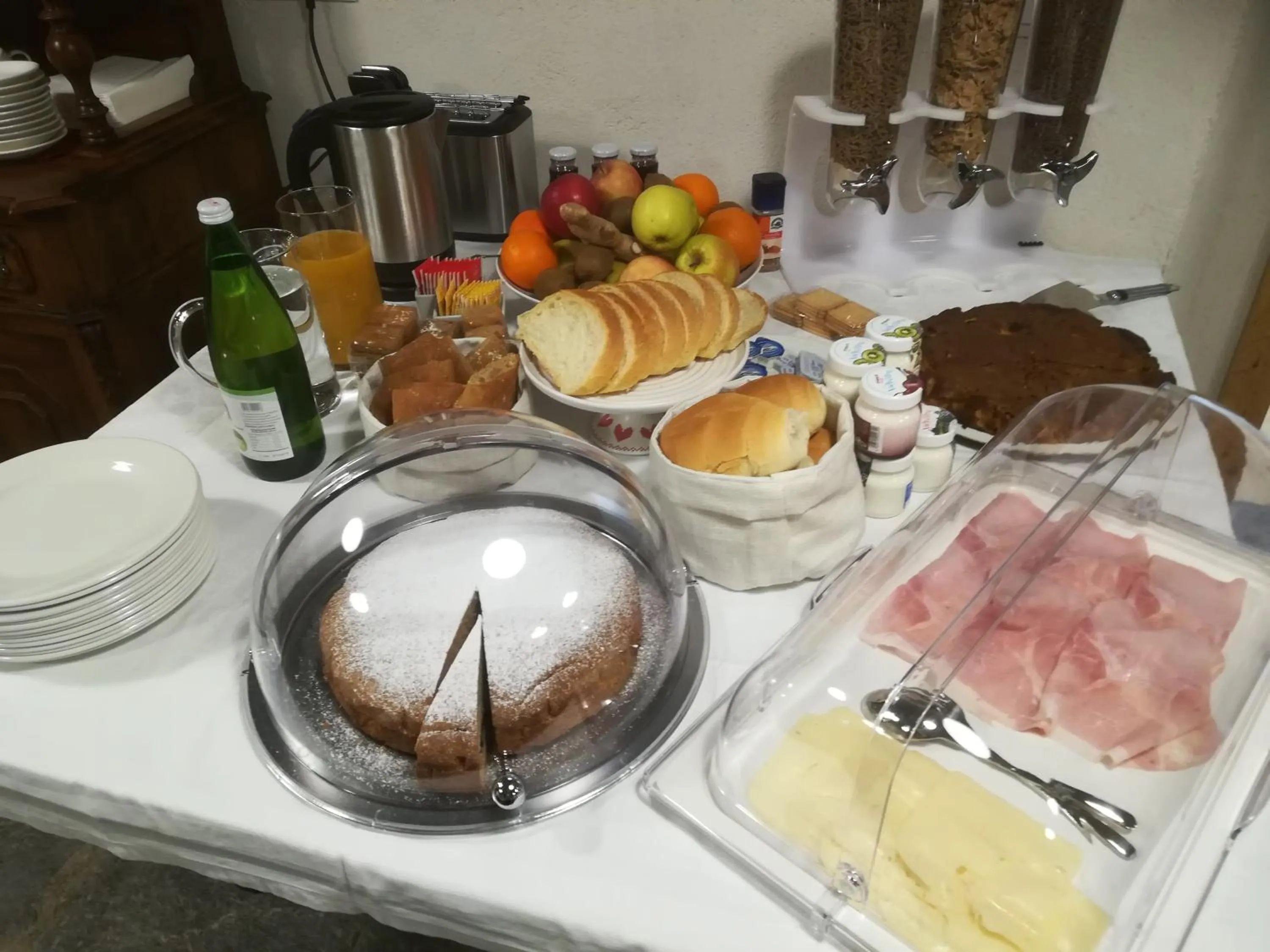 Breakfast in Hotel Albrici