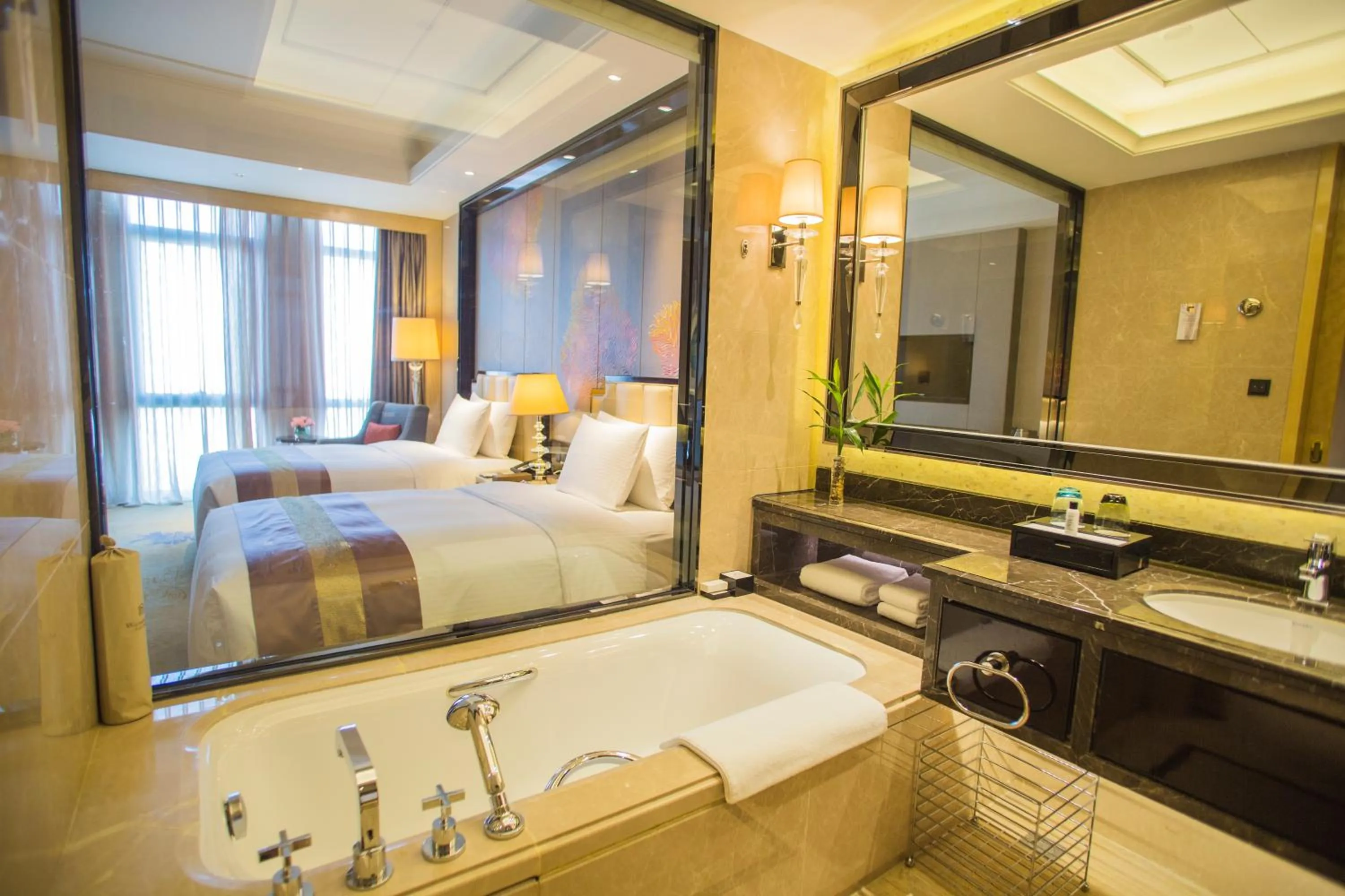 Bathroom, Bed in Wanda Vista Quanzhou