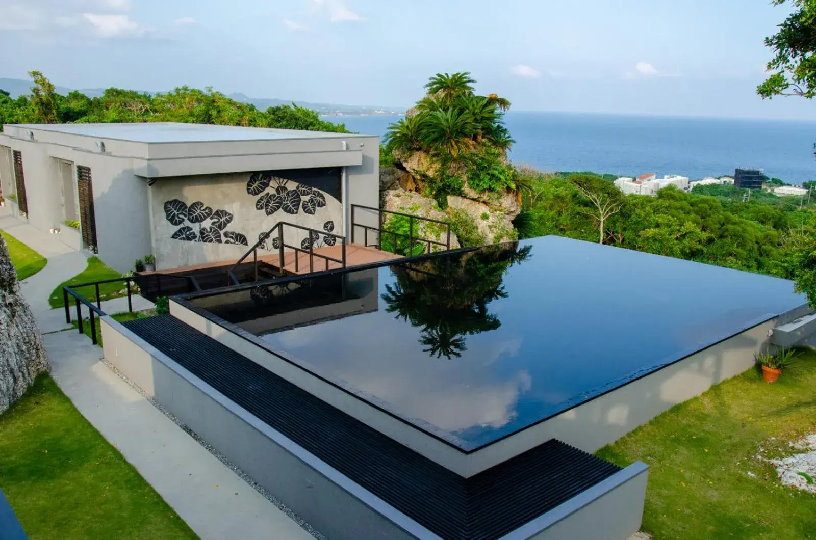 Property building in Hanalee Villa Kouri Property building in Hanalee Villa Kouri