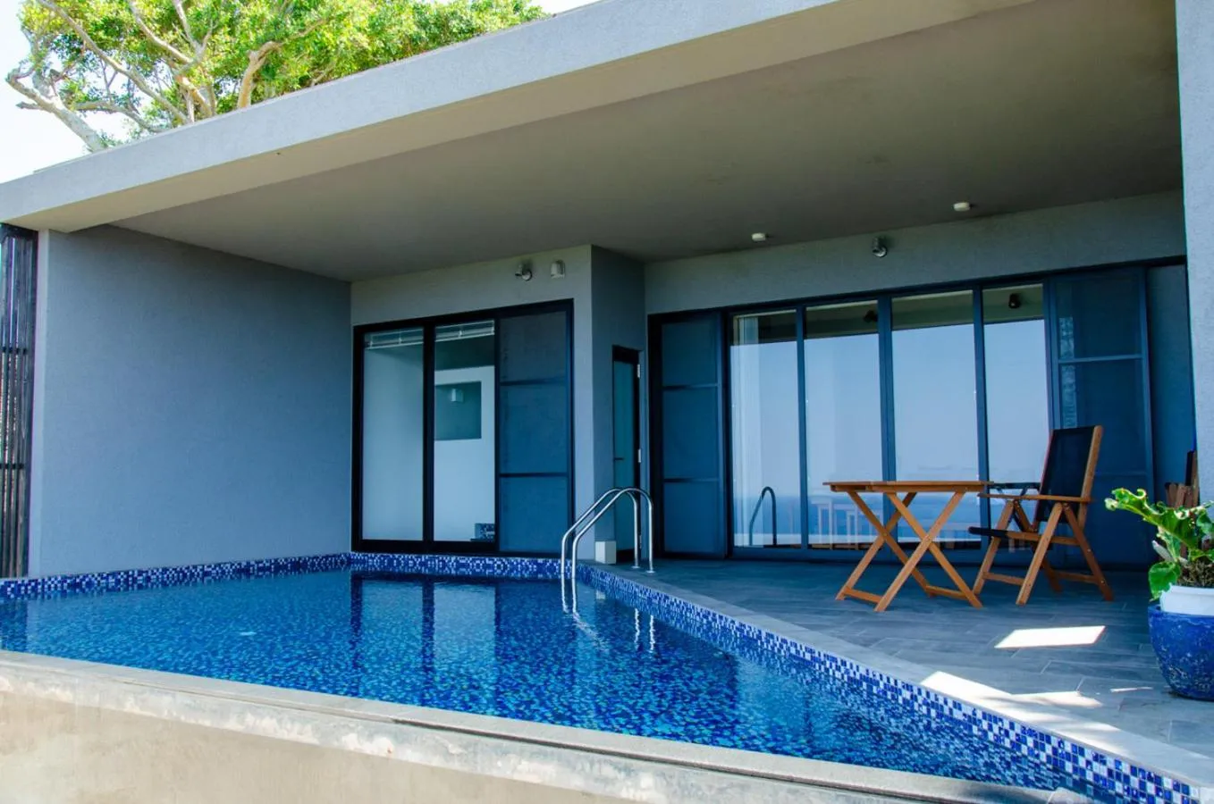 Balcony/Terrace in Hanalee Villa Kouri
